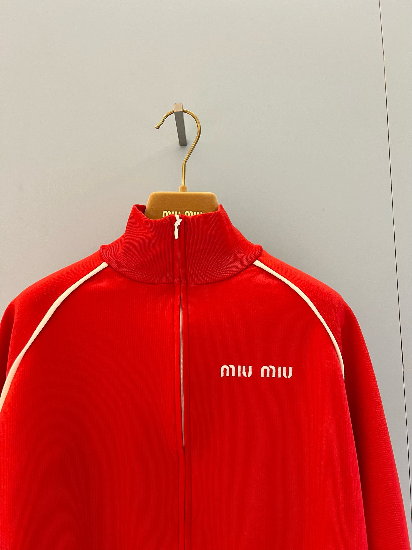 MIU M ZIP SWEATSHIRT