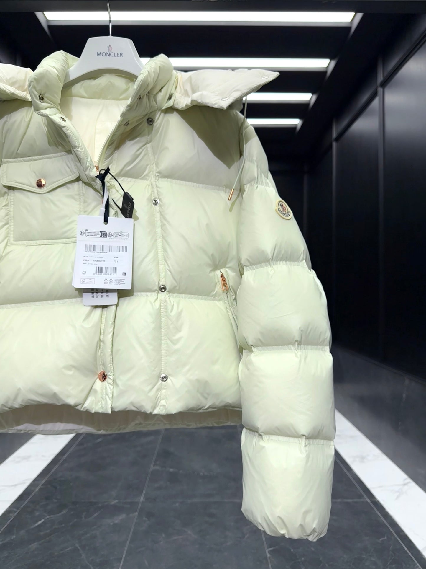 MONC EREA JACKET