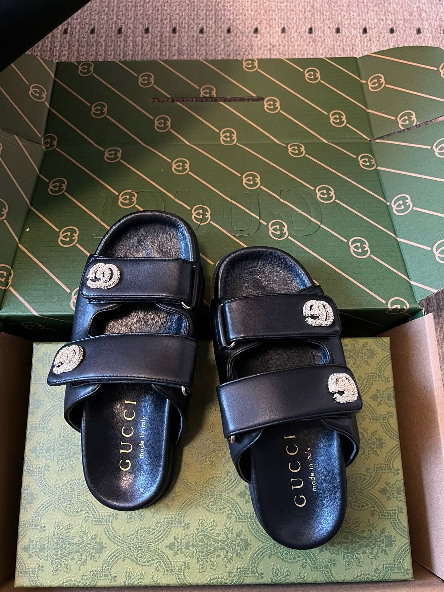 GG SANDALS
