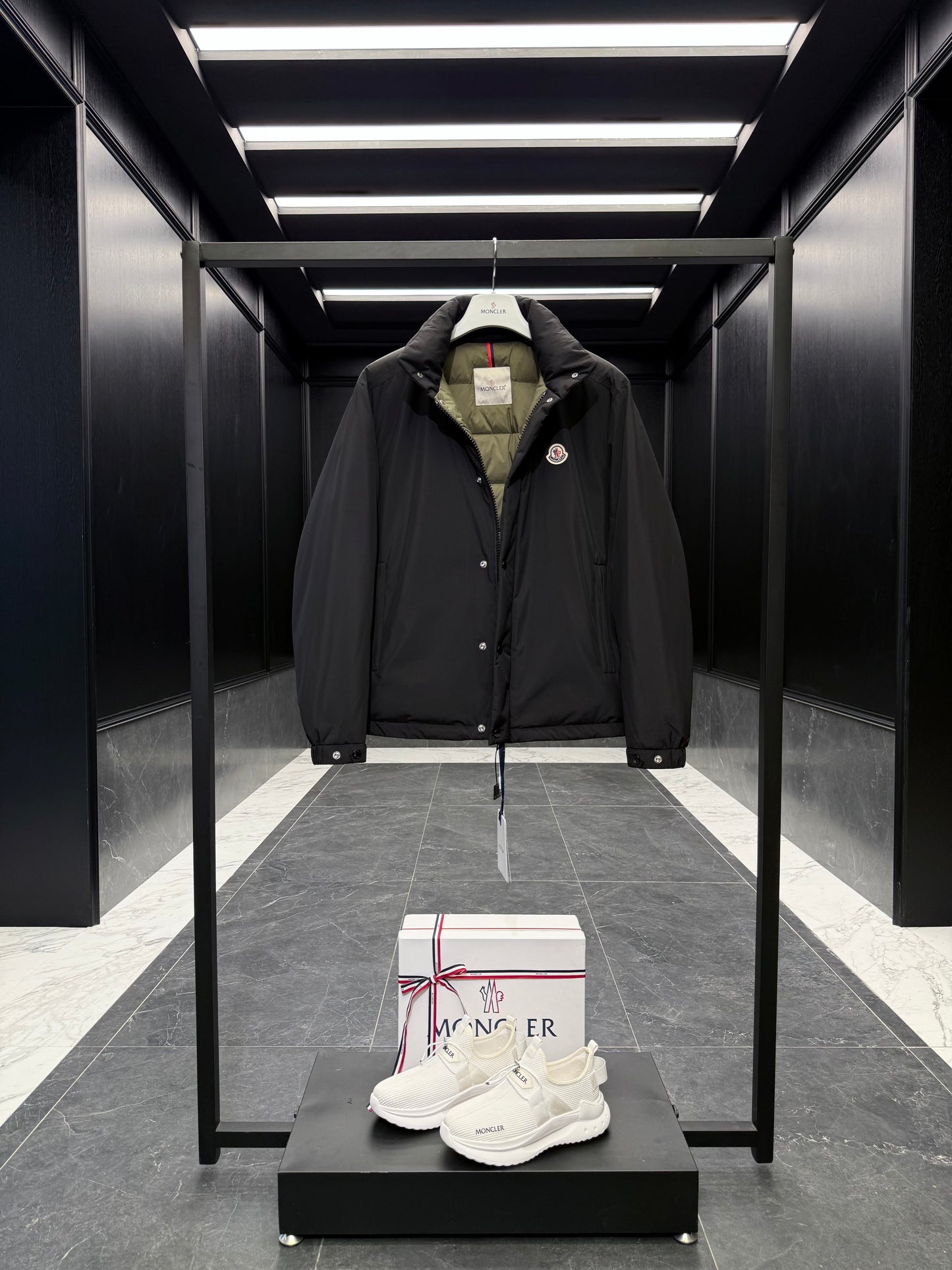 MONC EPINE JACKET