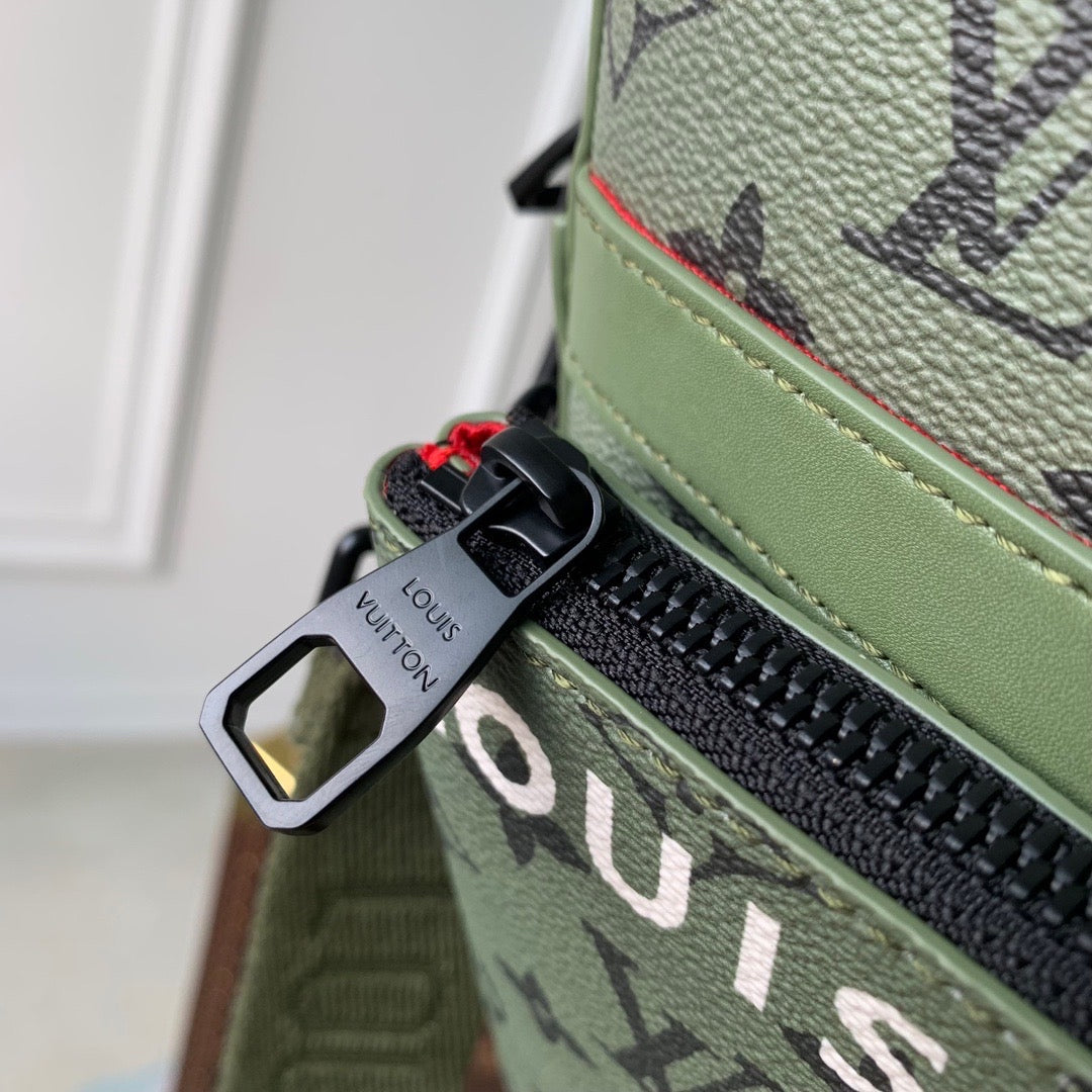 LOU TRIO MESSENGER BAG