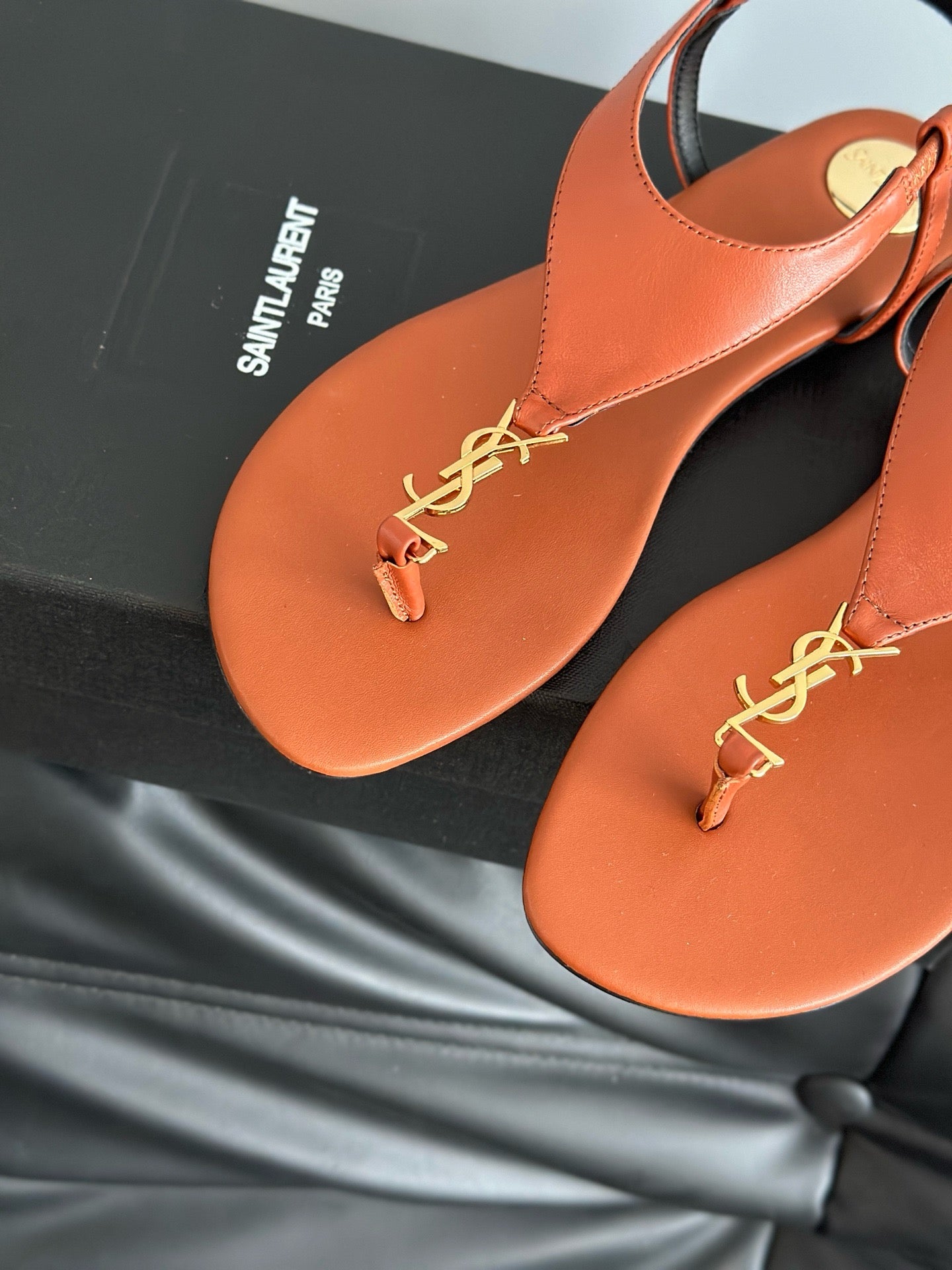 SL SANDALS