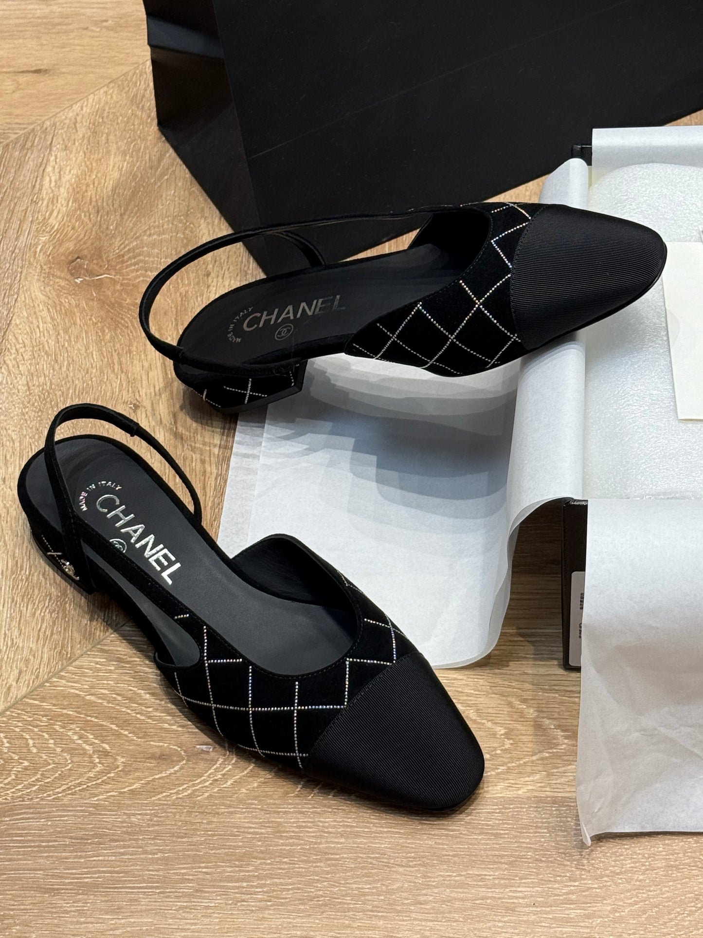 CC SLINGBACK PUMPS