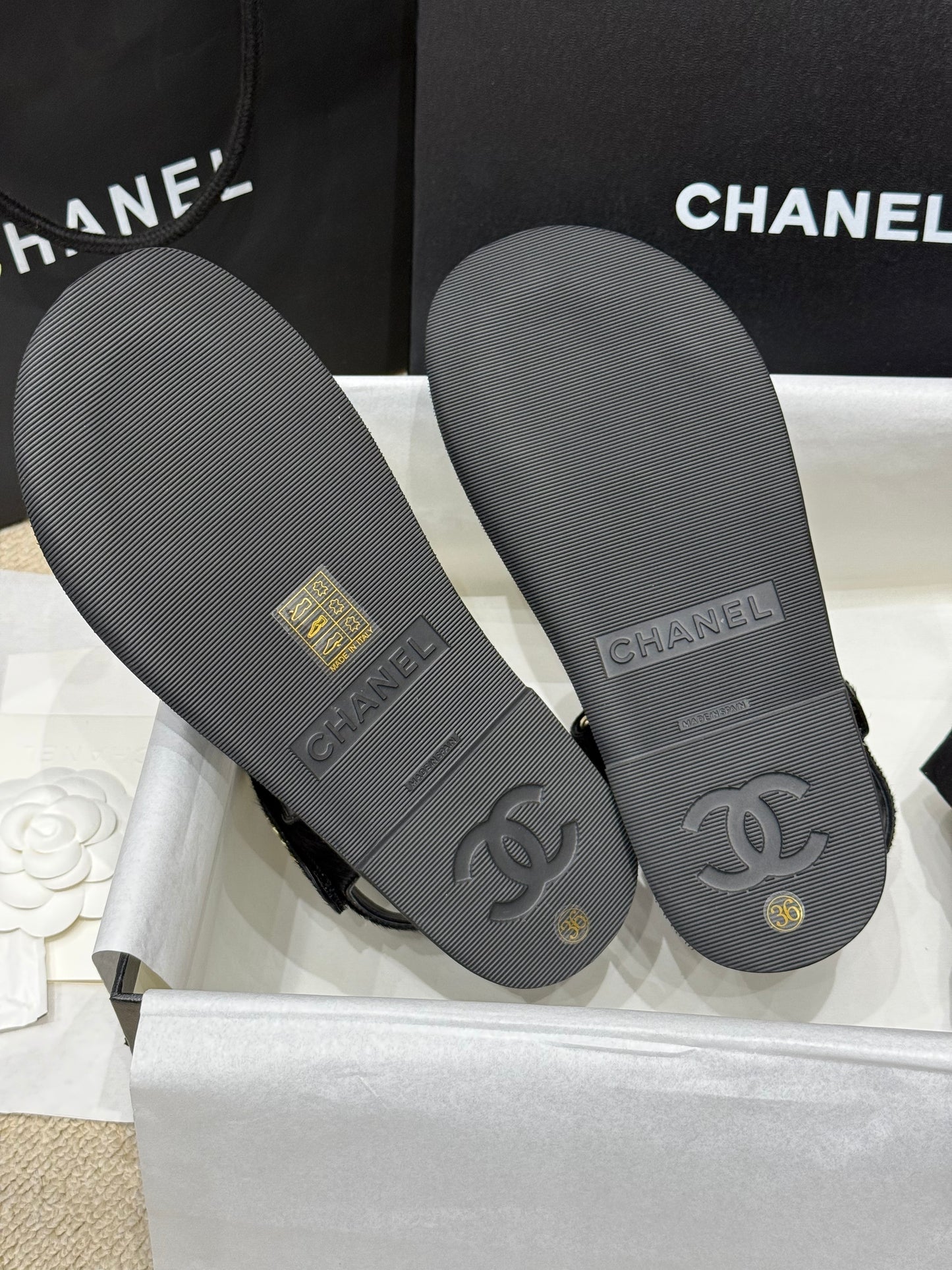CC SANDALS
