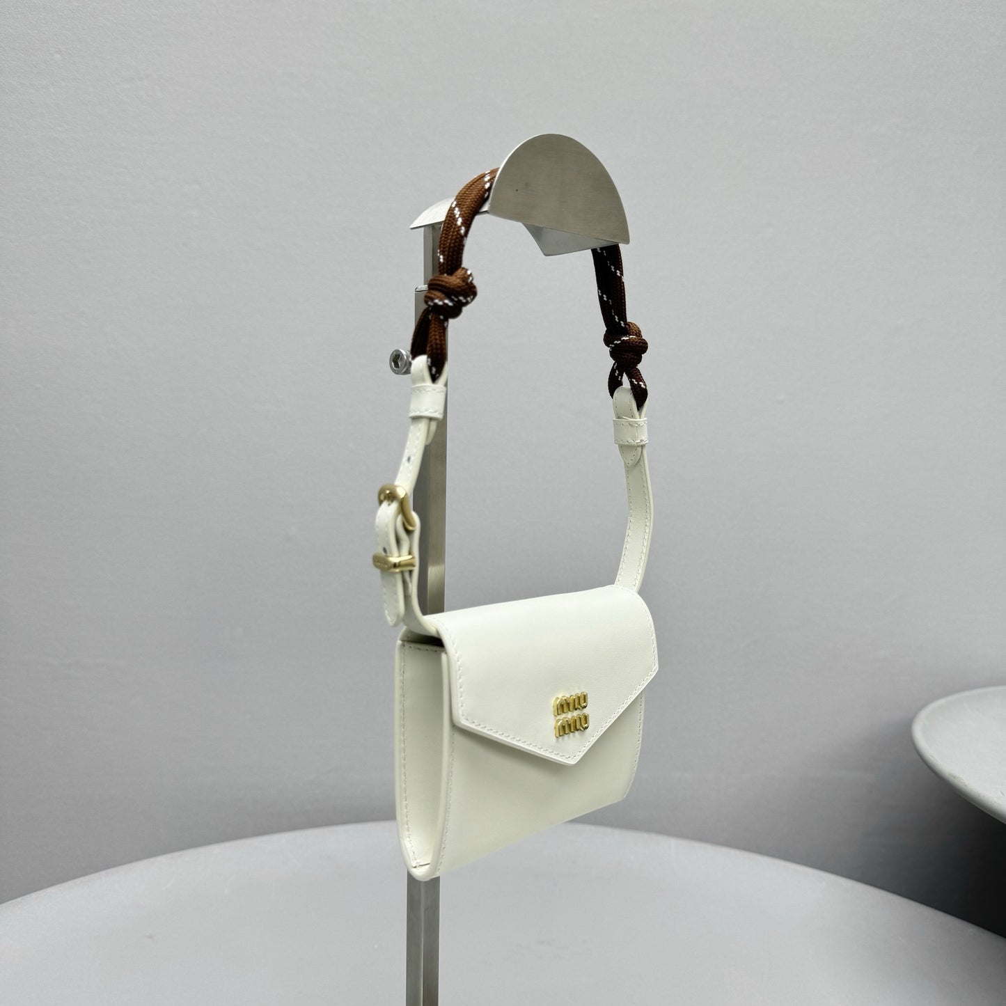 MIU M SHOULDER STRAP WALLET