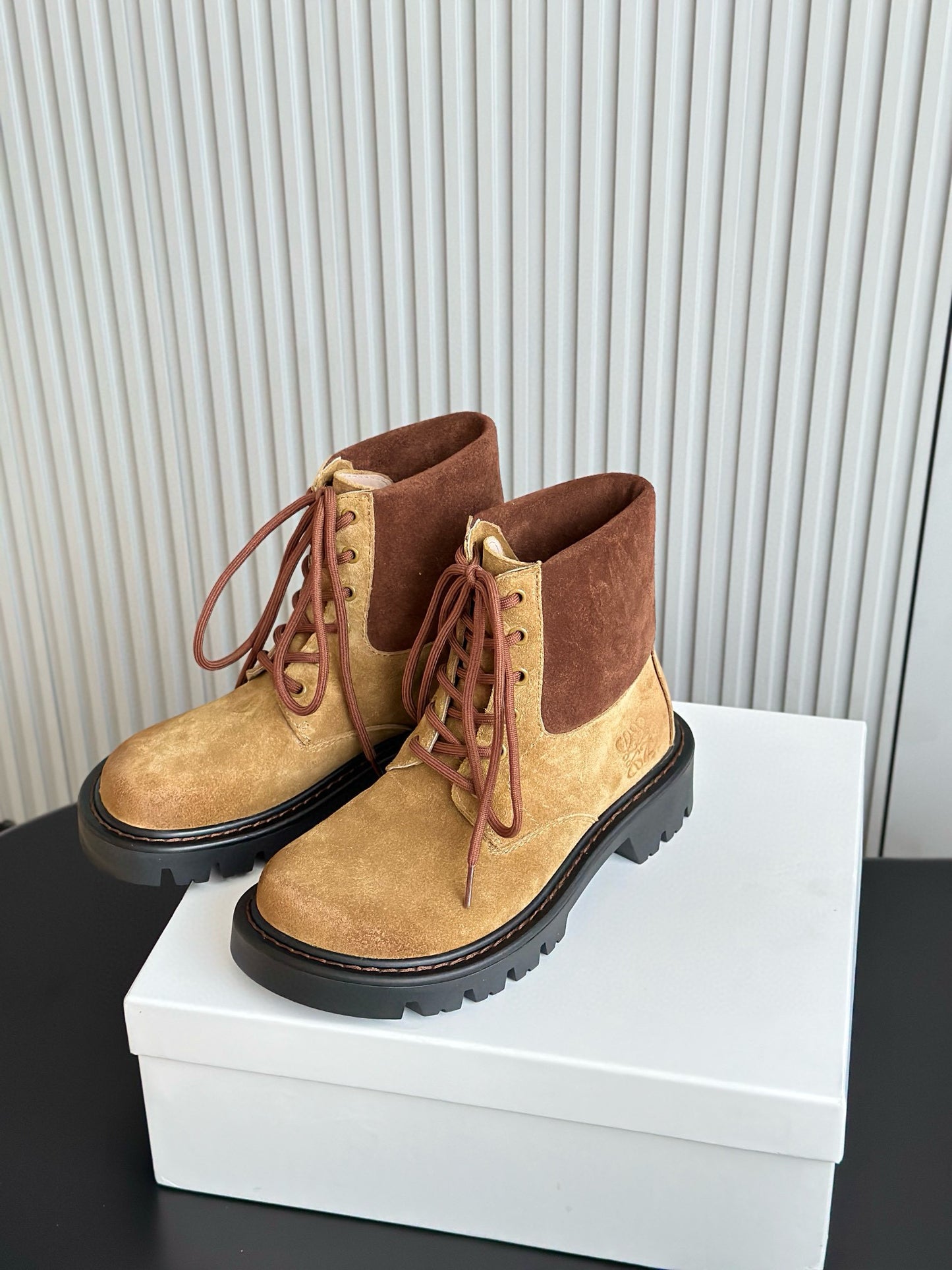 LOEW BOOTS