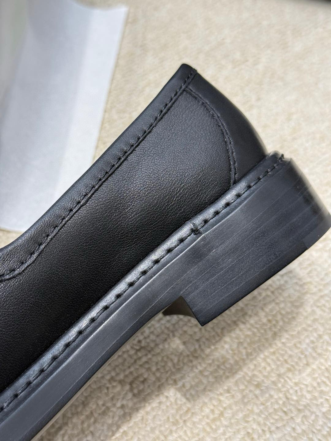 CC LOAFERS