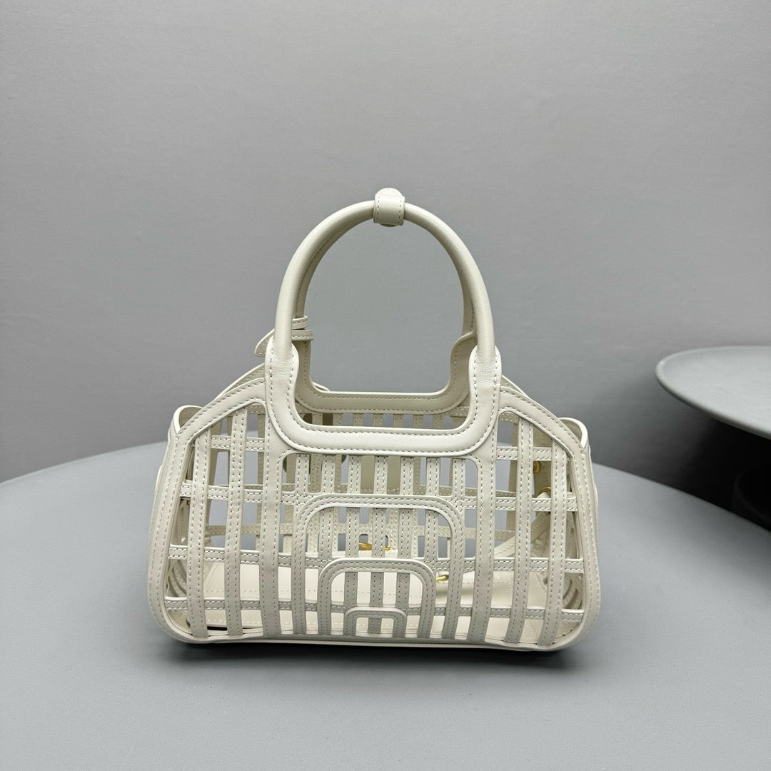 MIU M LEATHER BASKET BAG