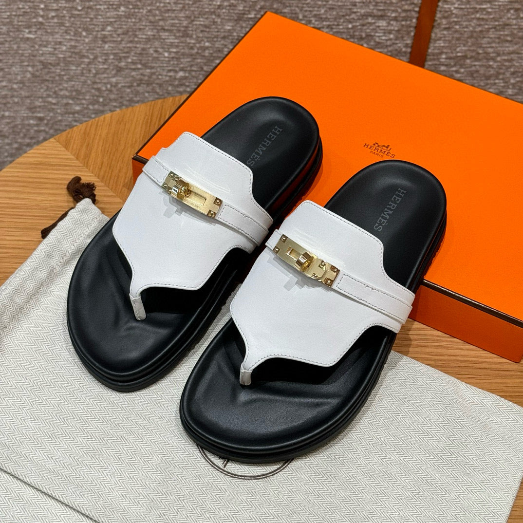 HERM EMPIRE SANDALS