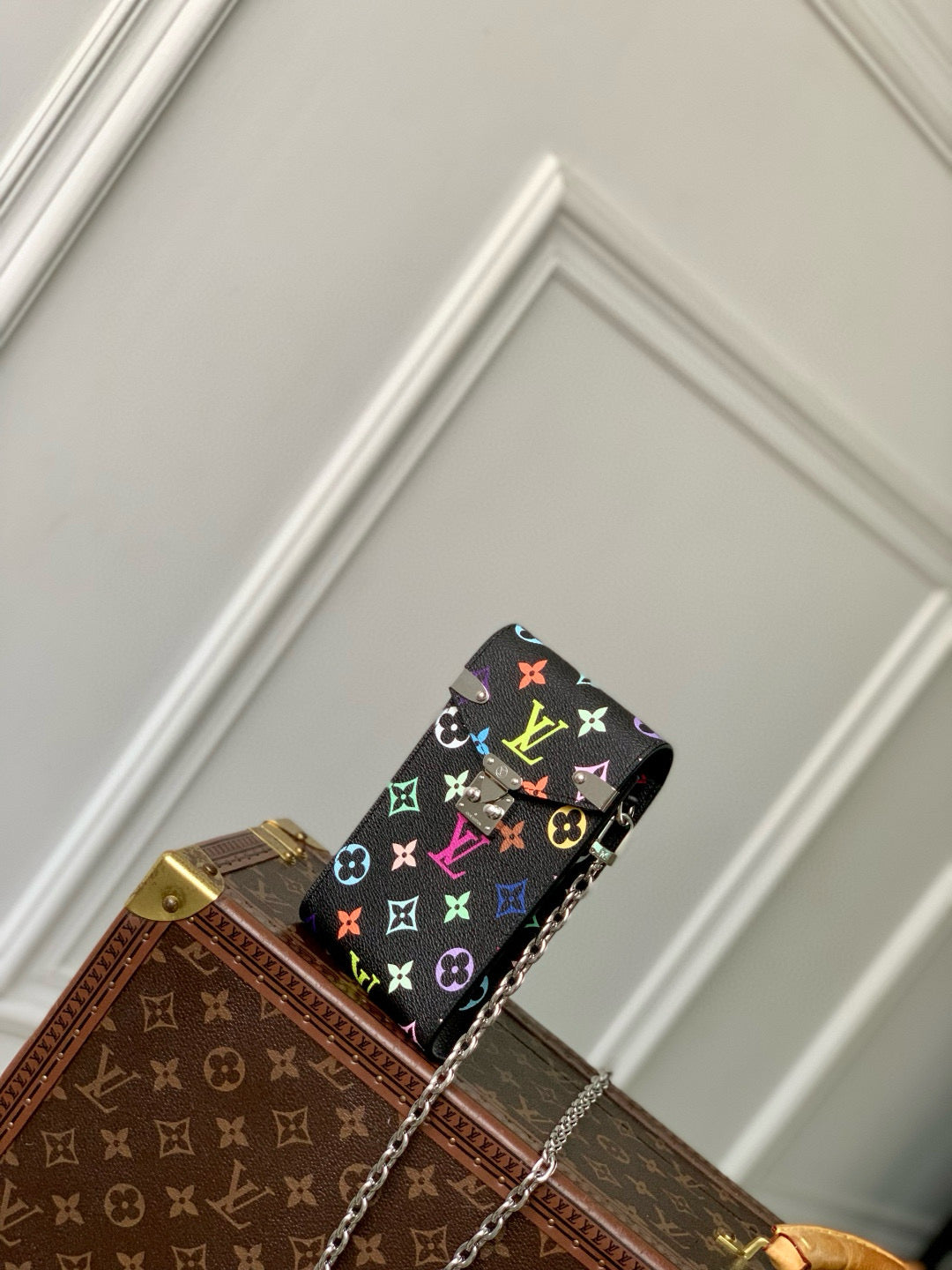 LOU x MURAKAMI METIS PHONE POUCH