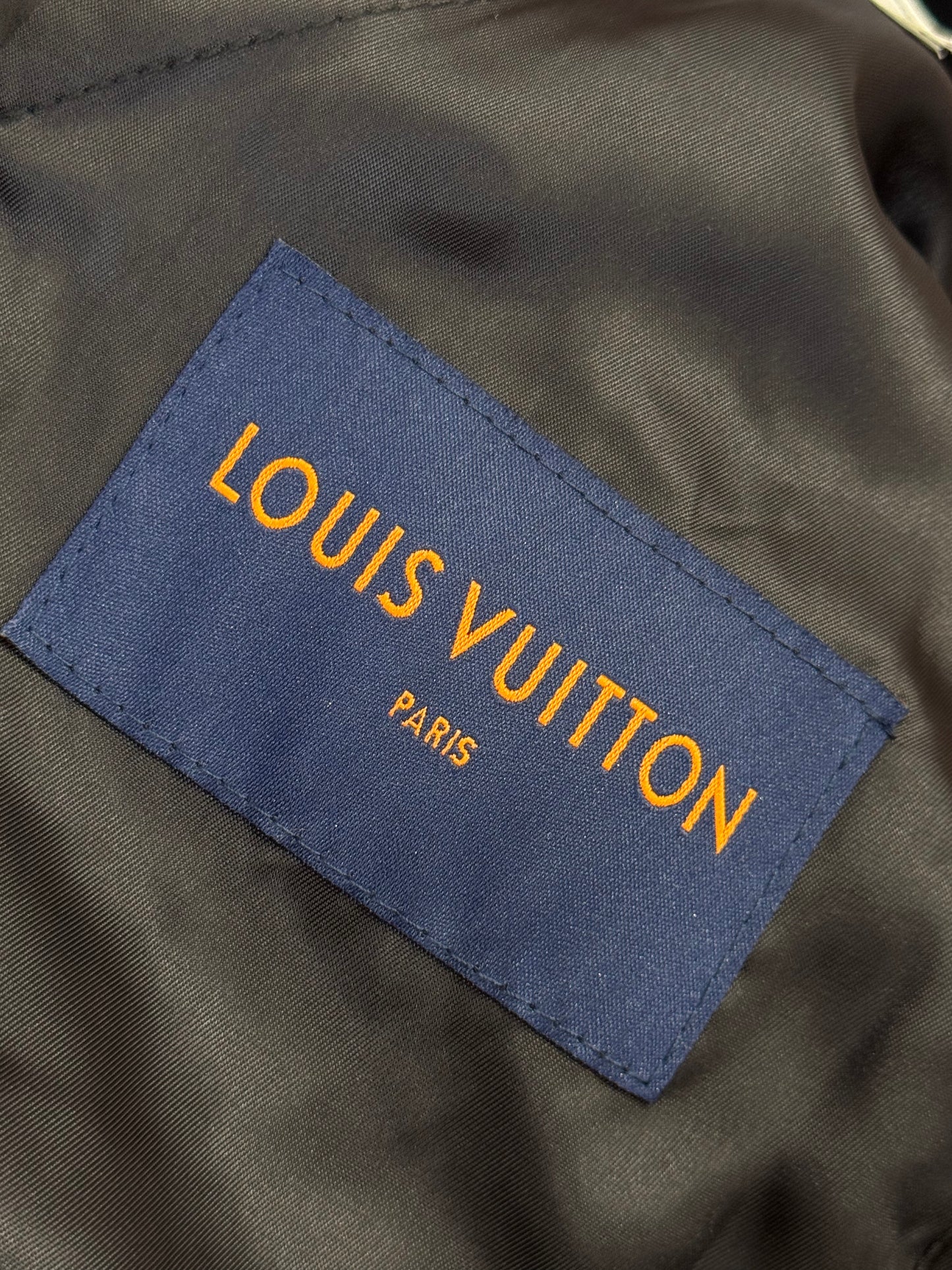 LOU JACKET