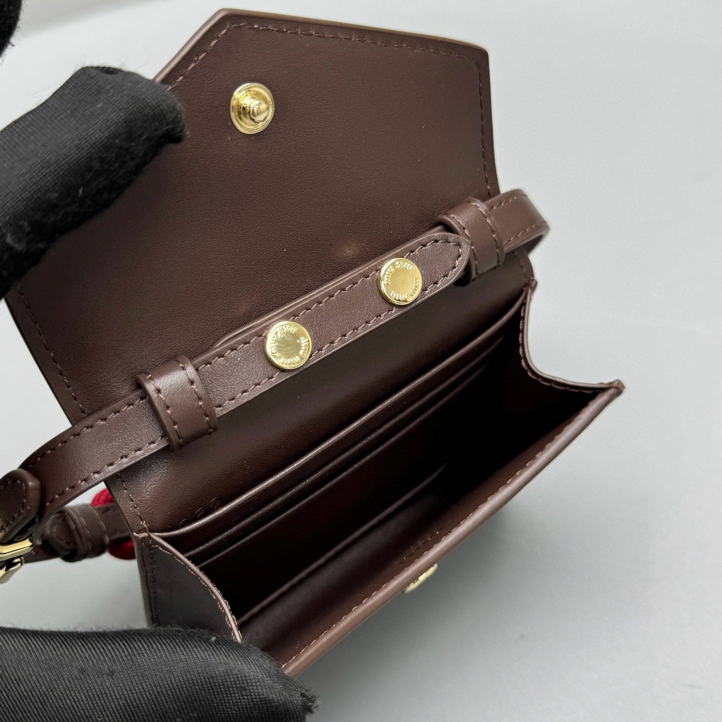 MIU M SHOULDER STRAP WALLET