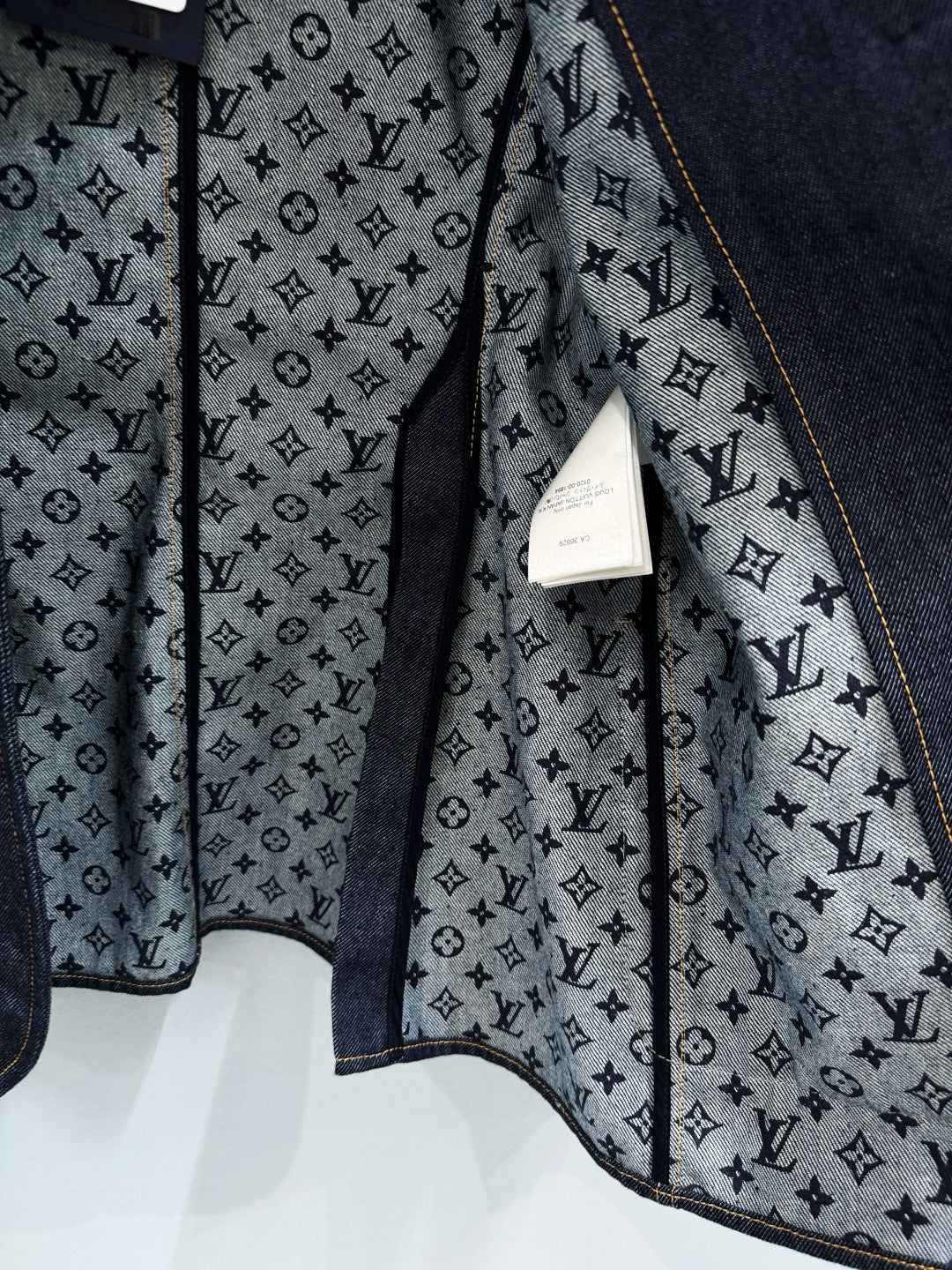 LOU DENIM BLAZER