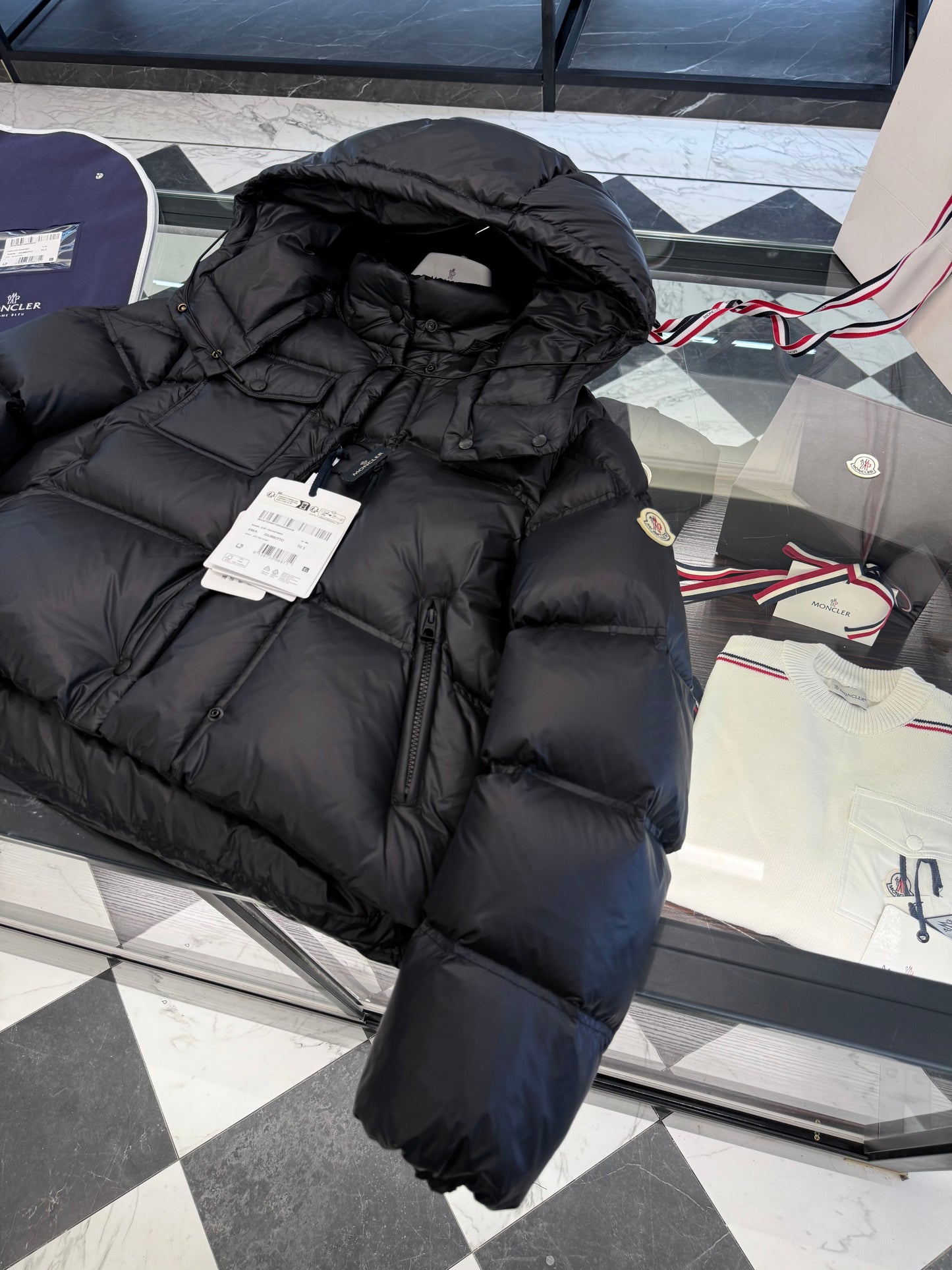 MONC EREA JACKET