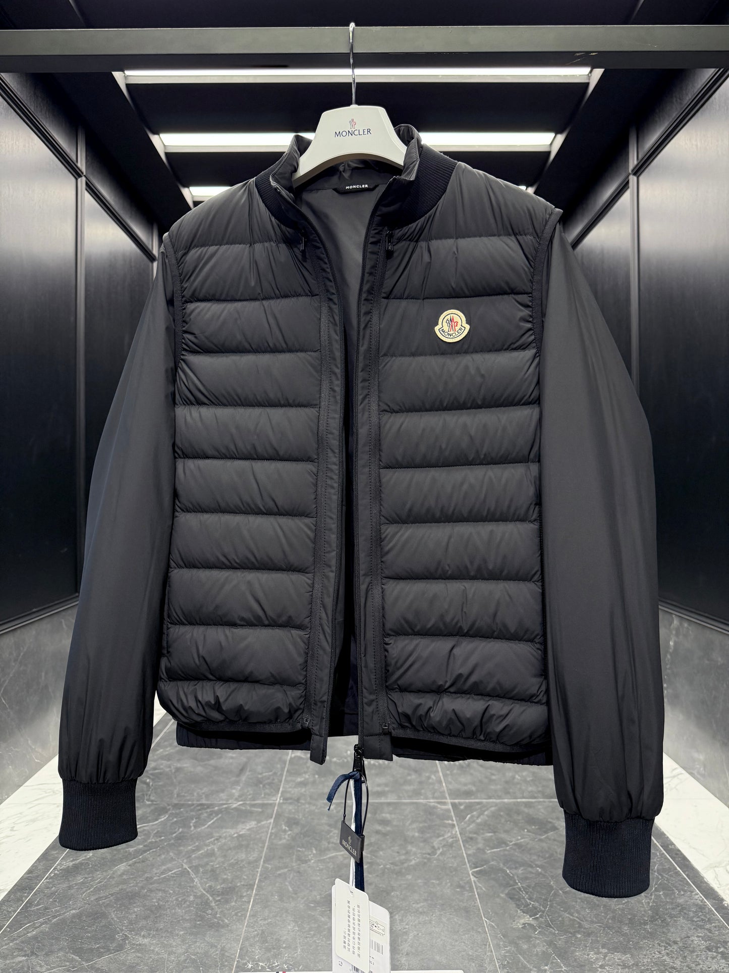 MONC VERNEY JACKET