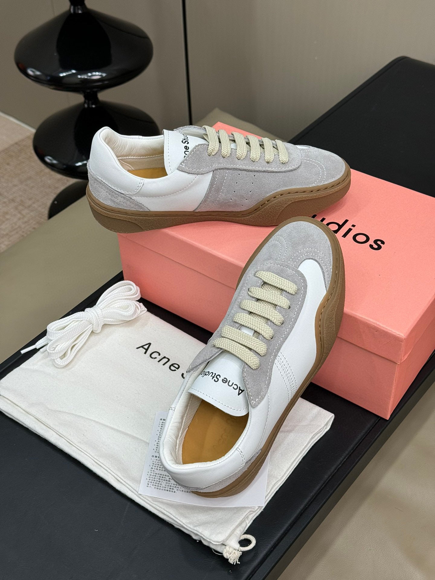 ACNE TRAINERS