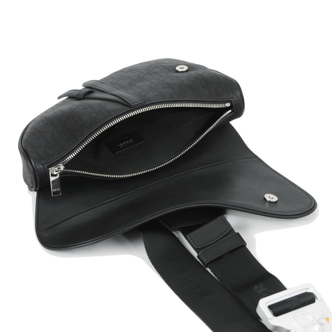 CD SADDLE BAG