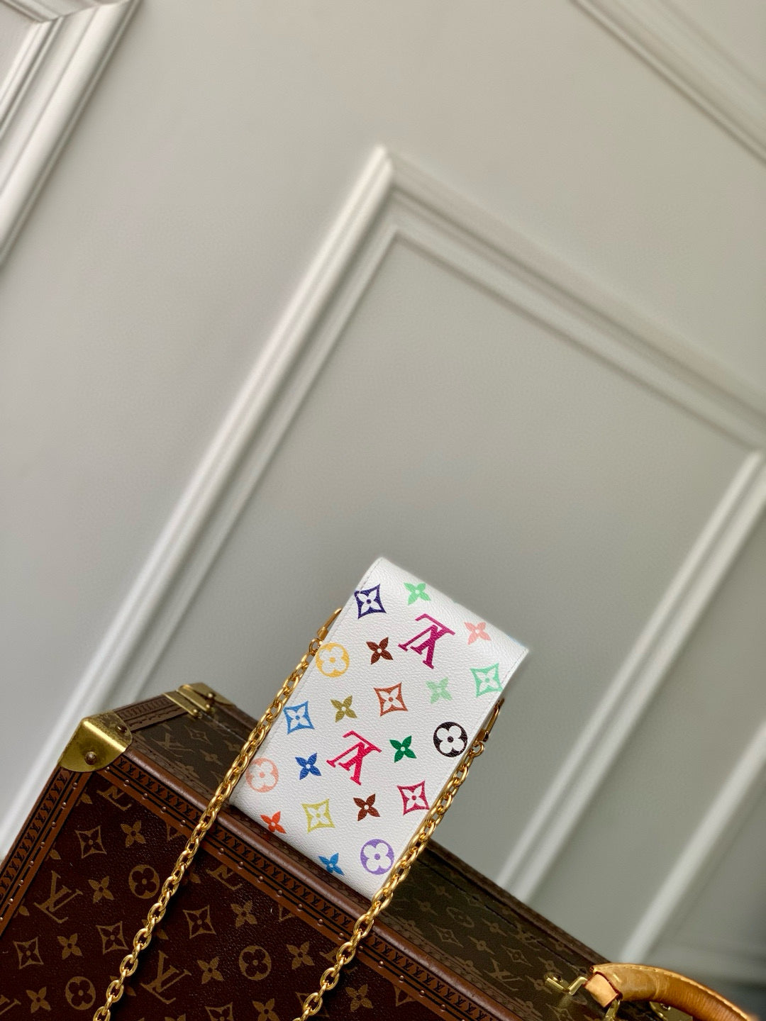 LOU x MURAKAMI METIS PHONE POUCH