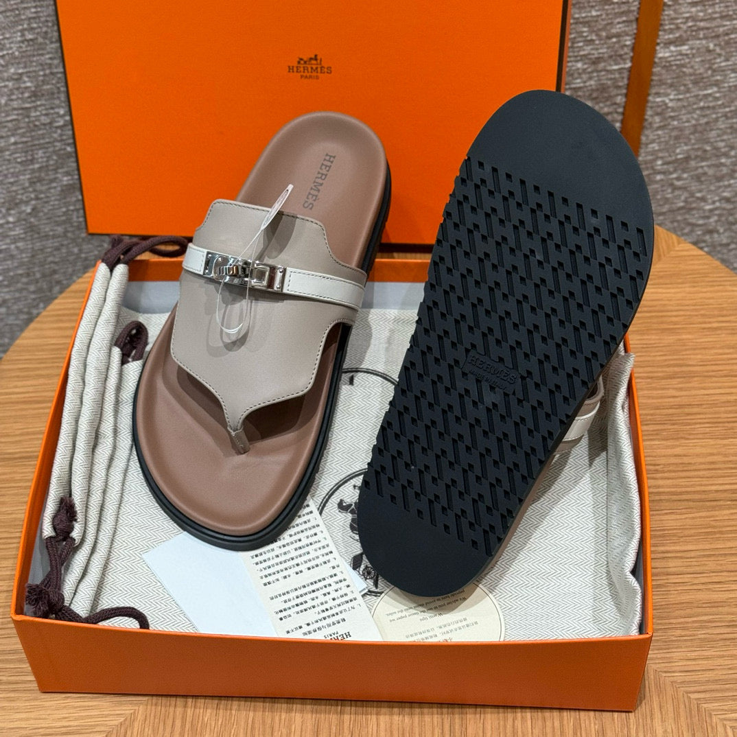 HERM EMPIRE SANDALS