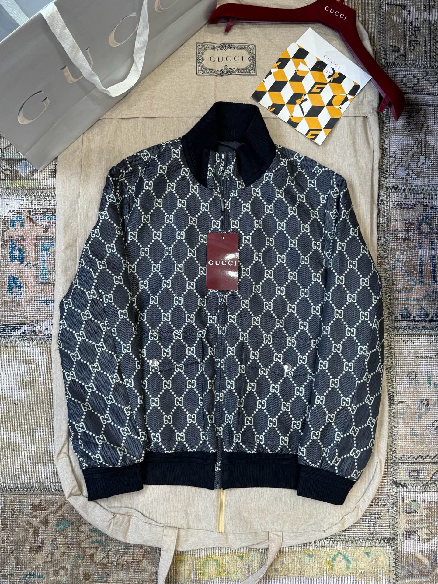 GG BOMBER JACKET