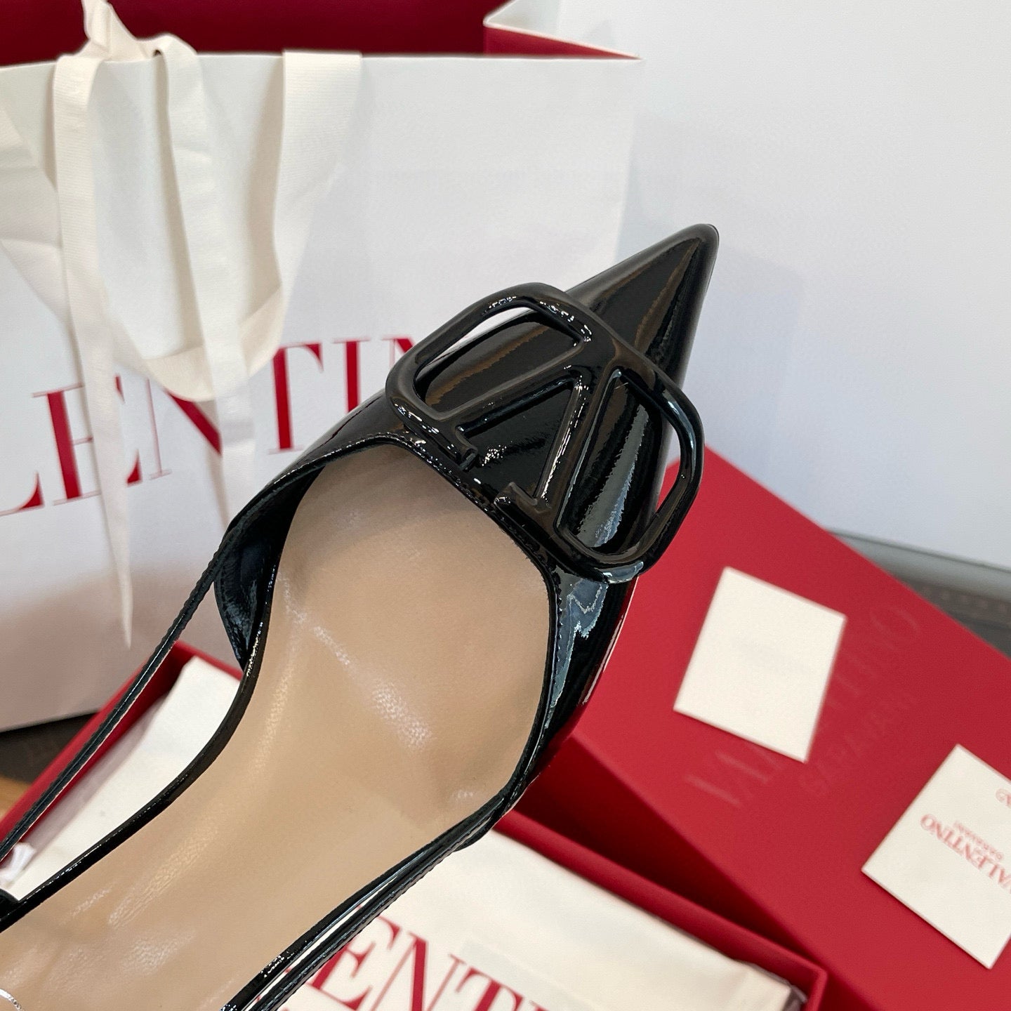 VAL HEELS