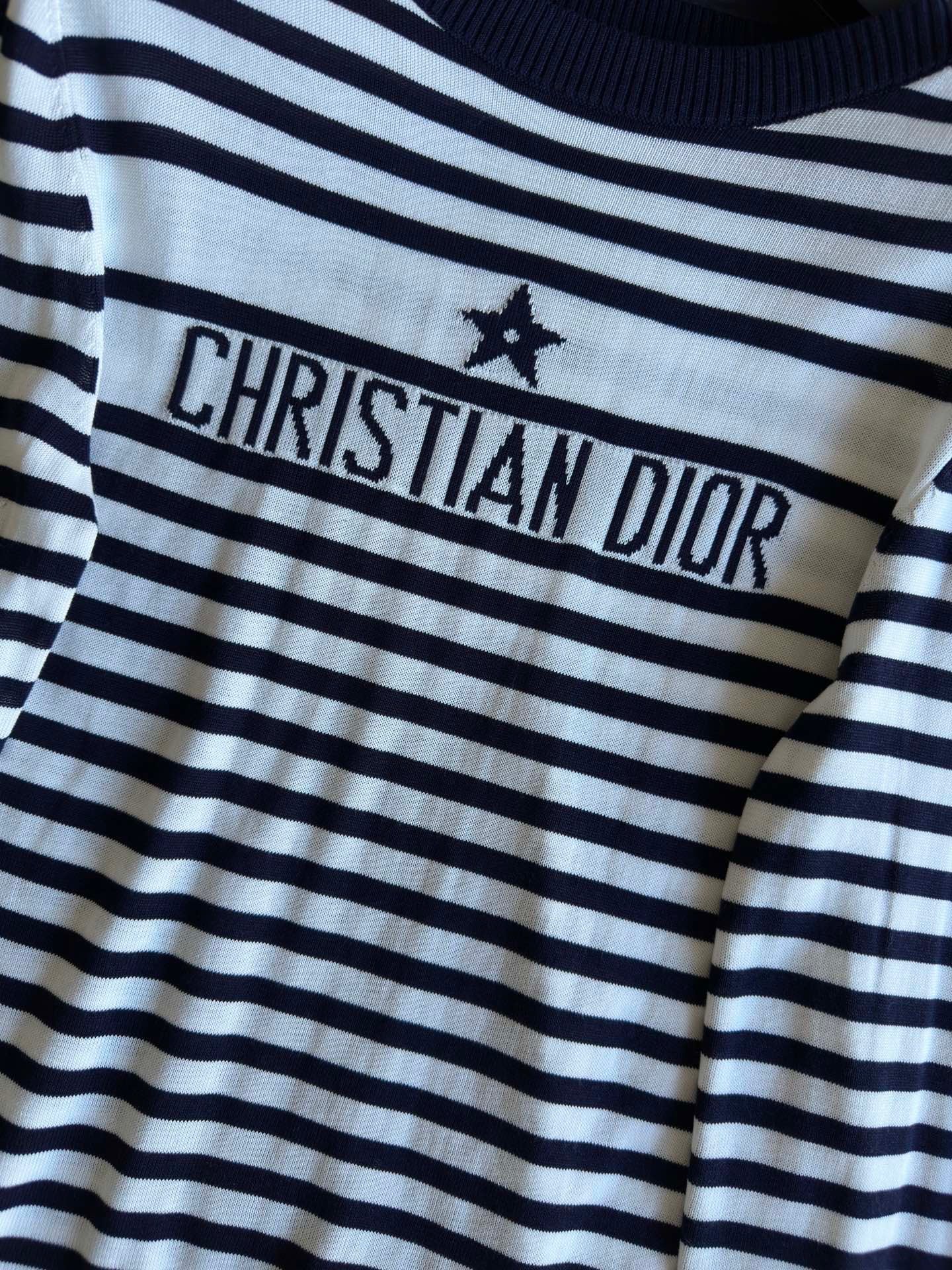 CD JUMPER