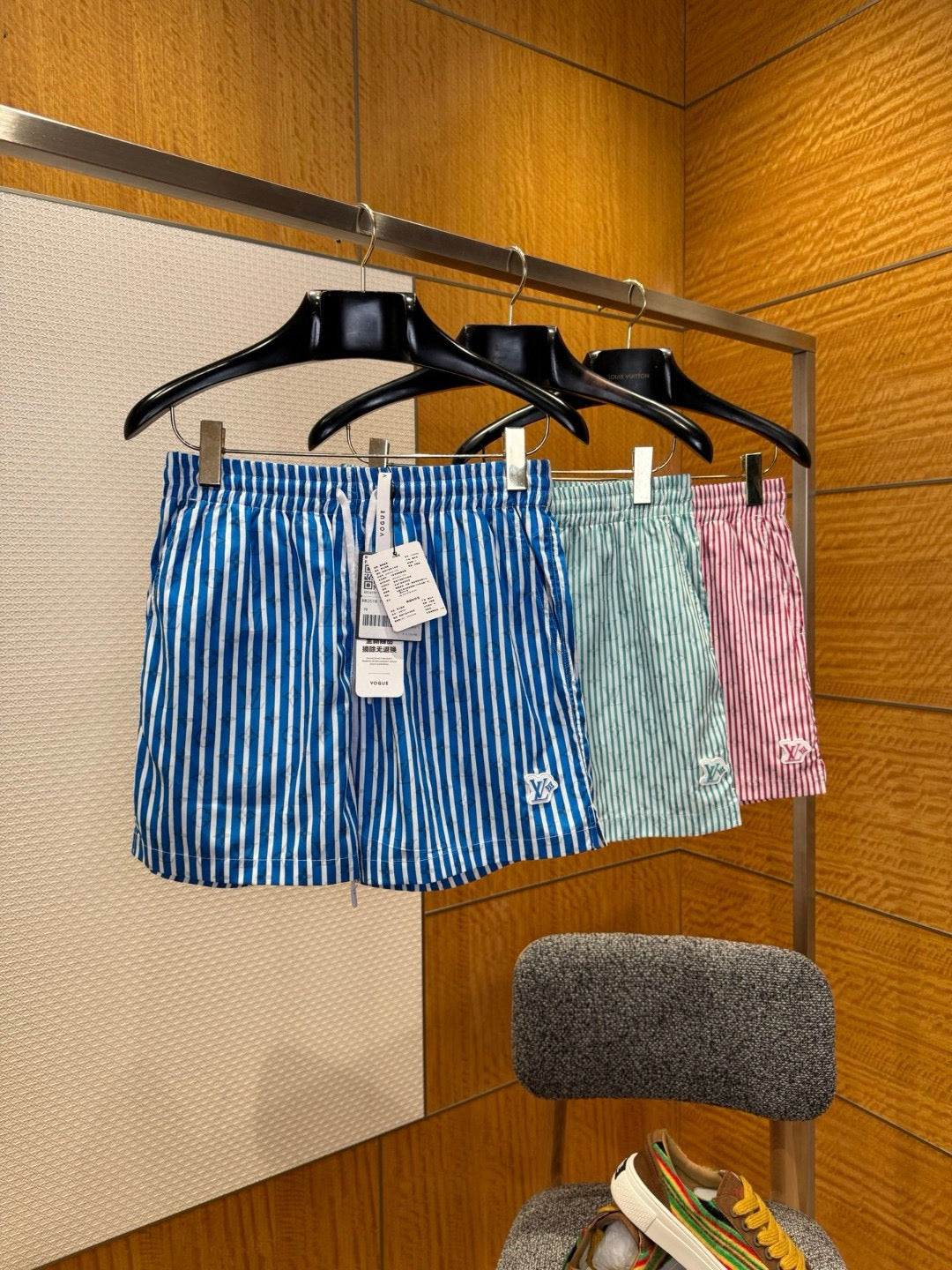 LOU SHORTS