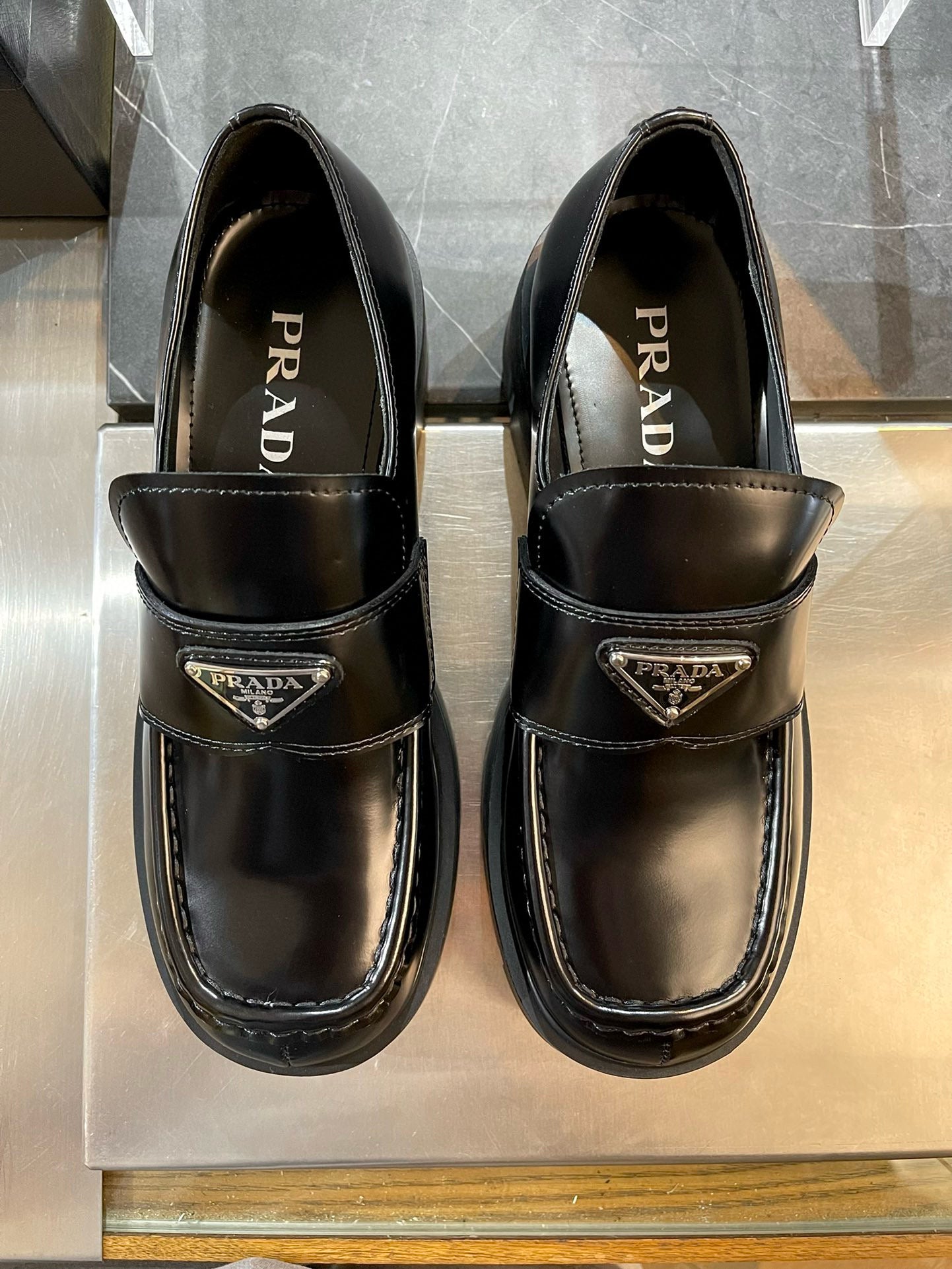 PD LOAFERS
