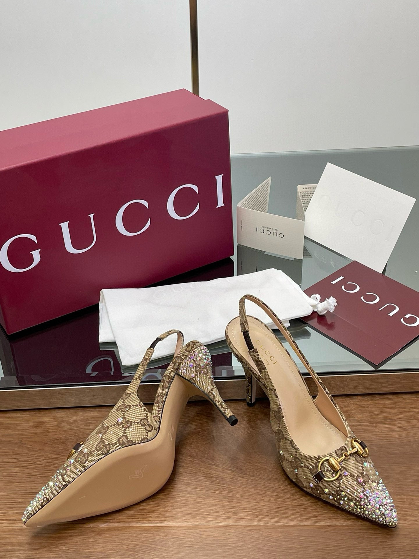 GG HEELS