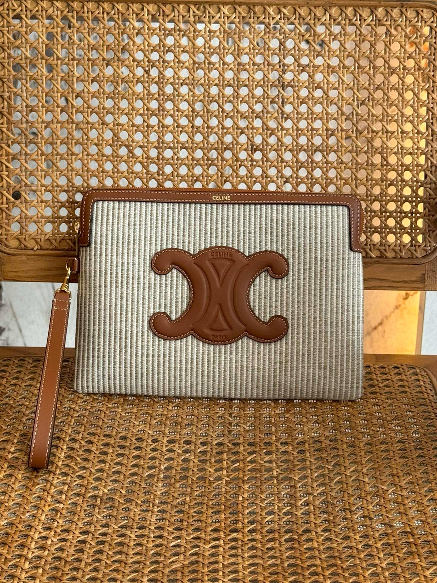 CEL SMALL POUCH WITH STRAP