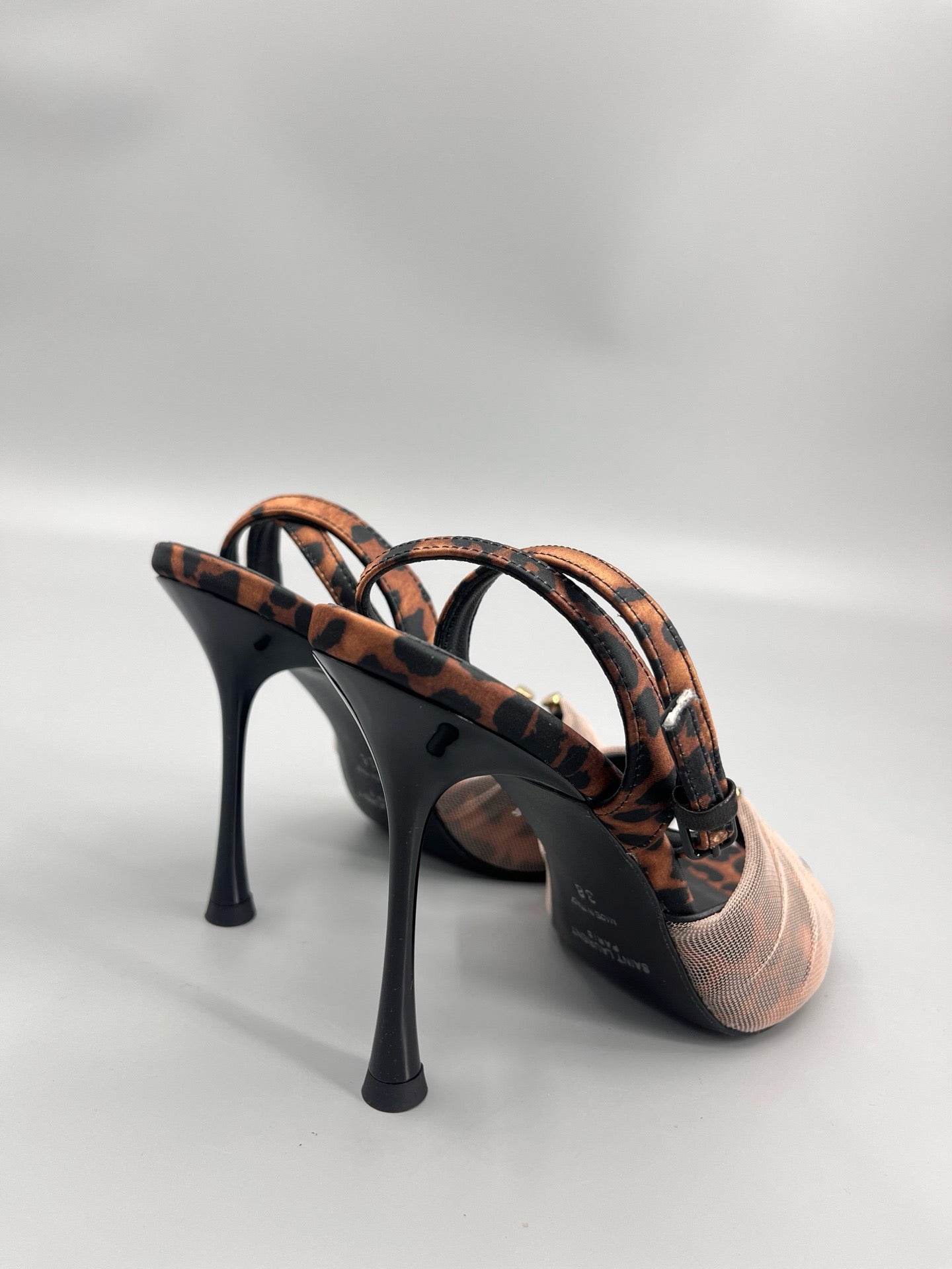 SL HEELS