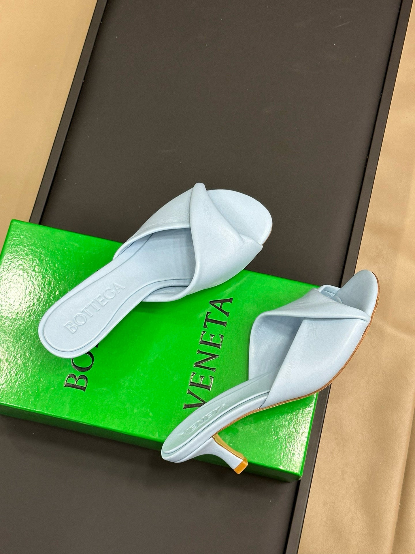 BV BLINK MULE