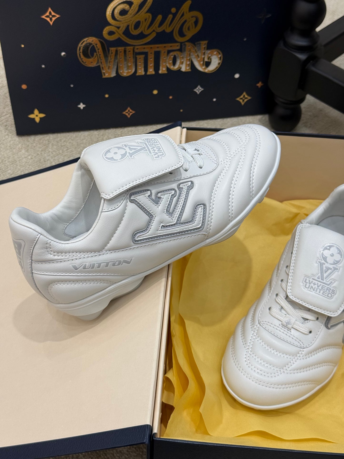 LOU FOOTPRINT SNEAKER