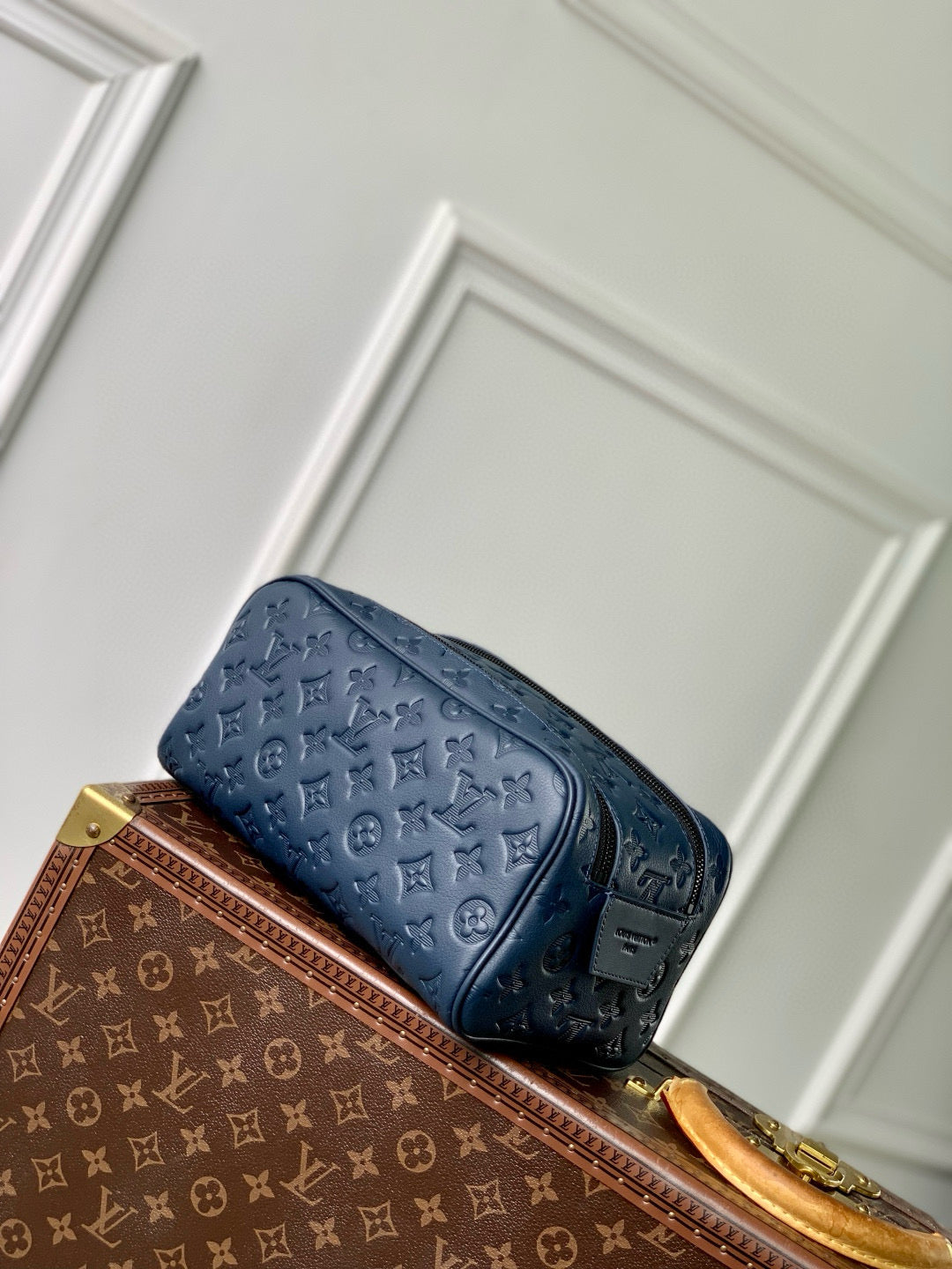 LOU DOPP KIT TOILETRY BAG