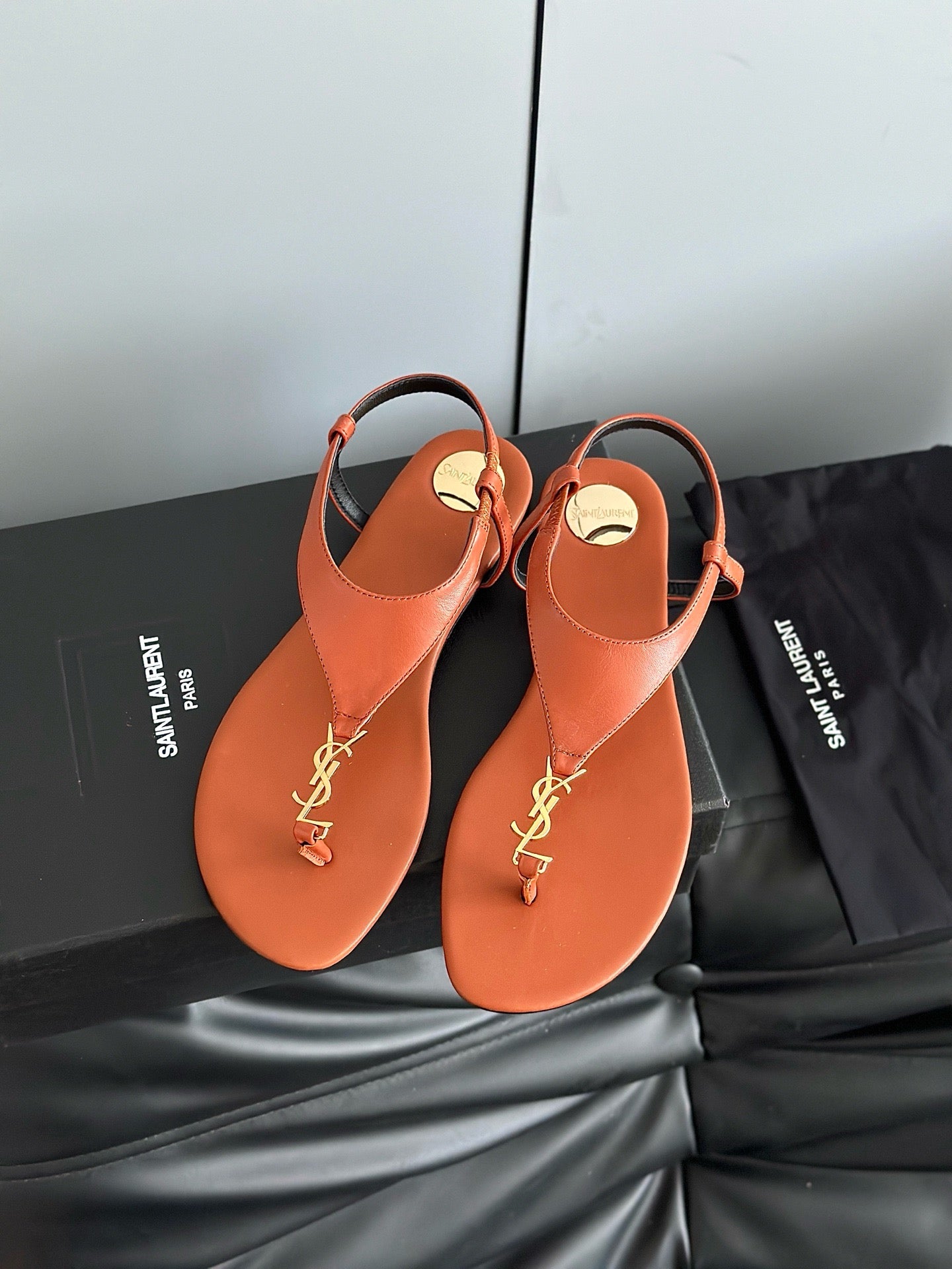 SL SANDALS