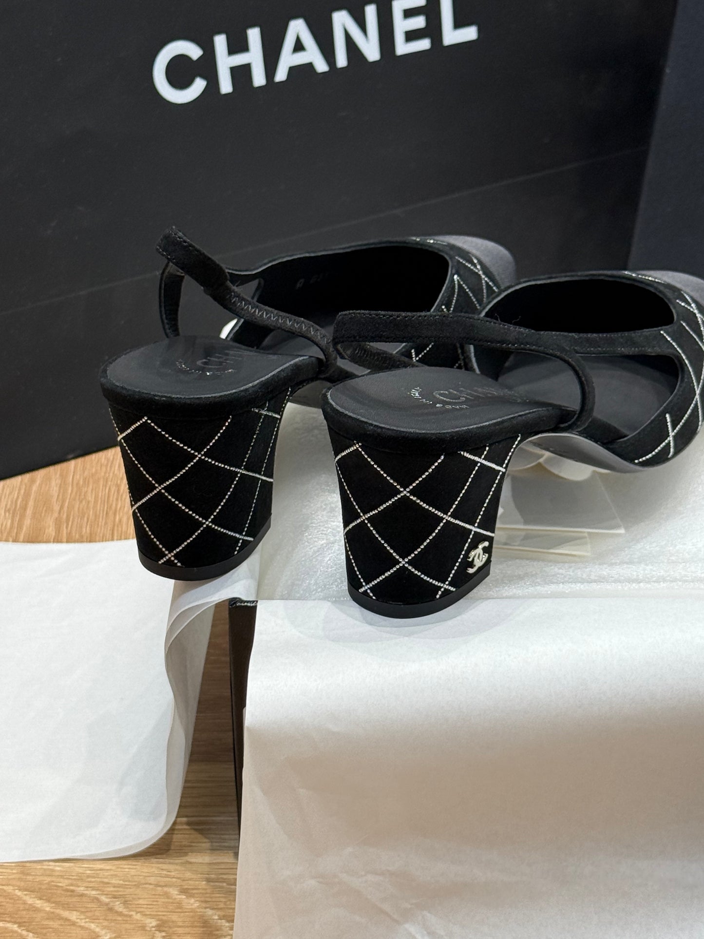 CC SLINGBACK PUMPS