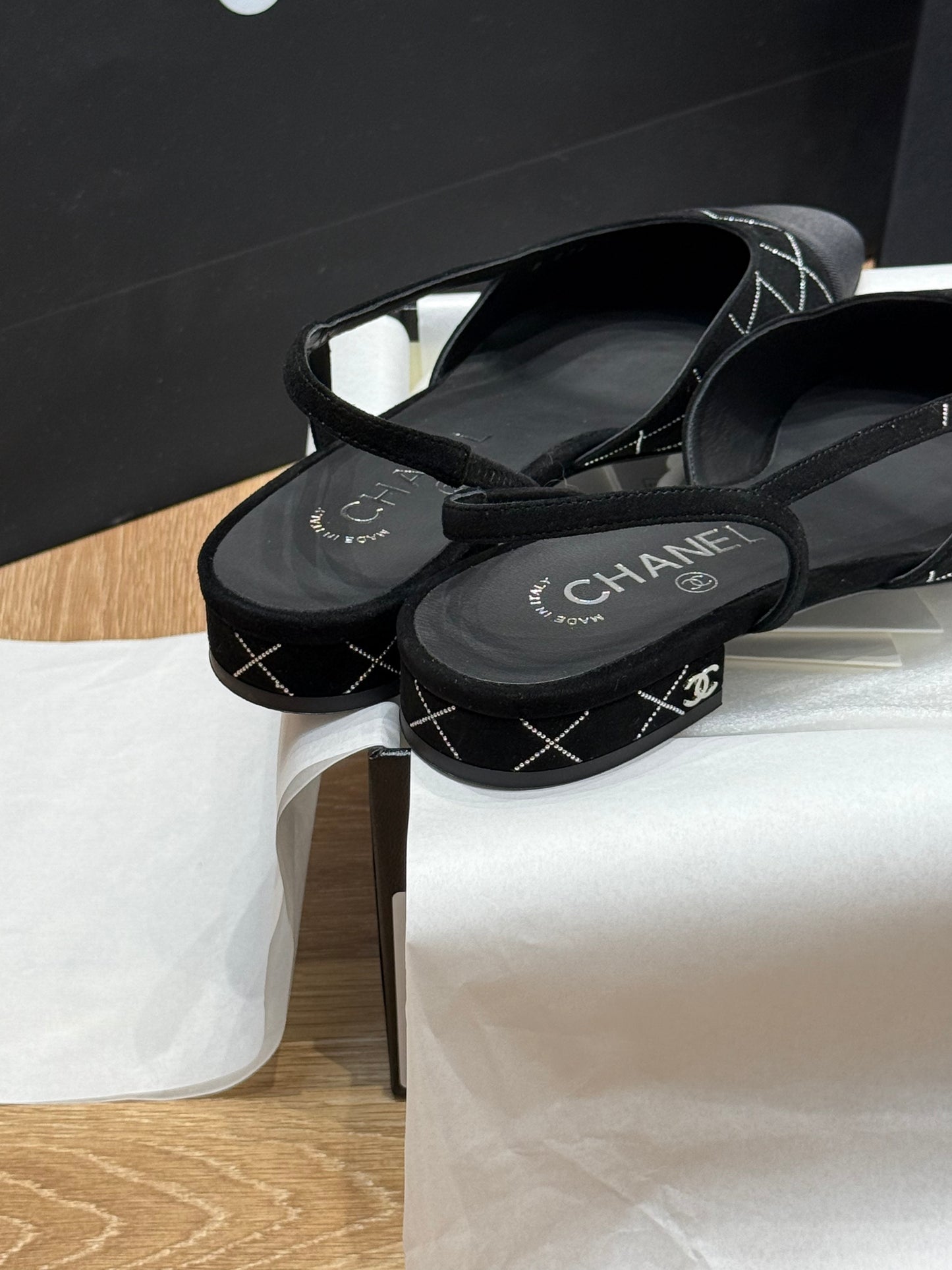 CC SLINGBACK PUMPS