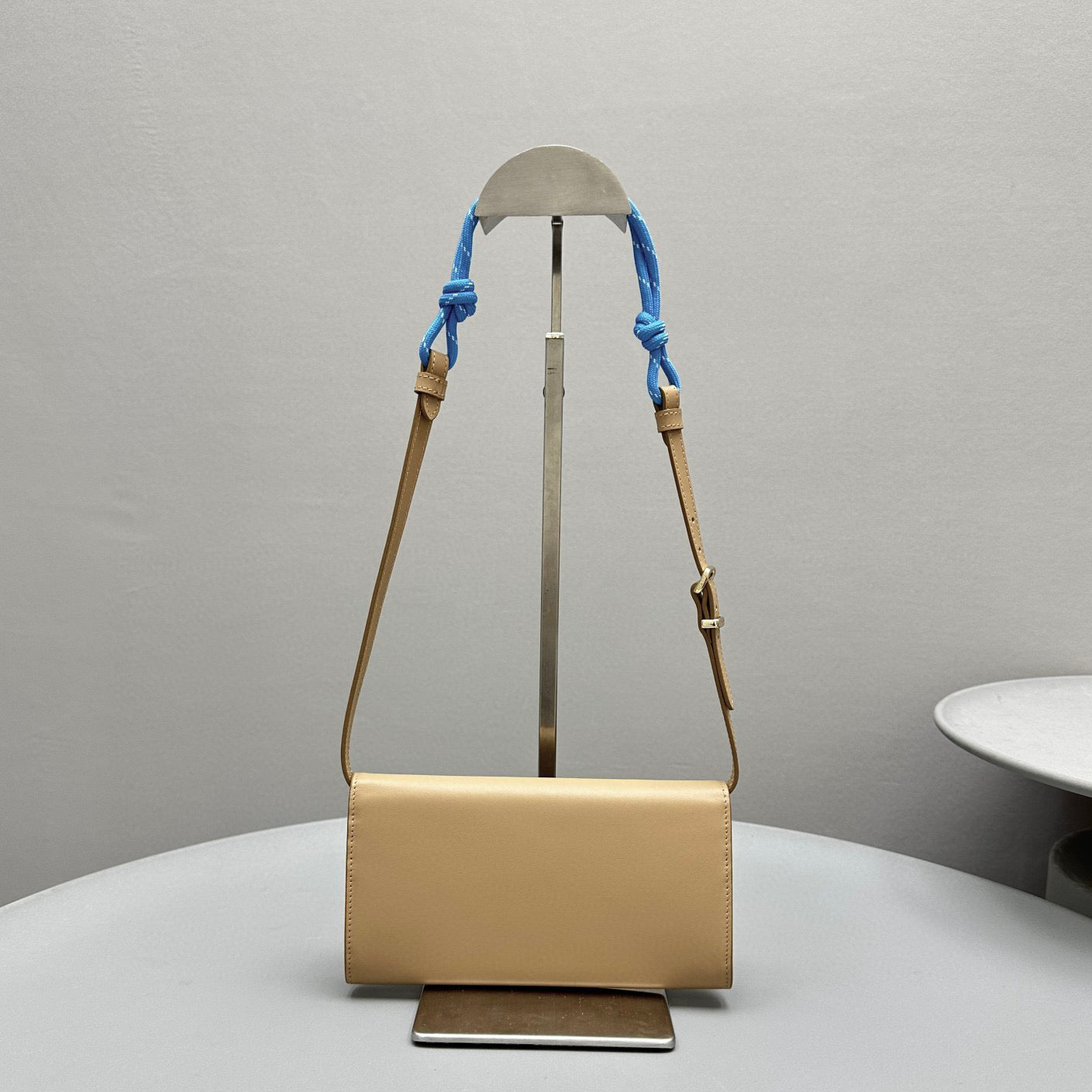 MIU M SHOULDER STRAP WALLET