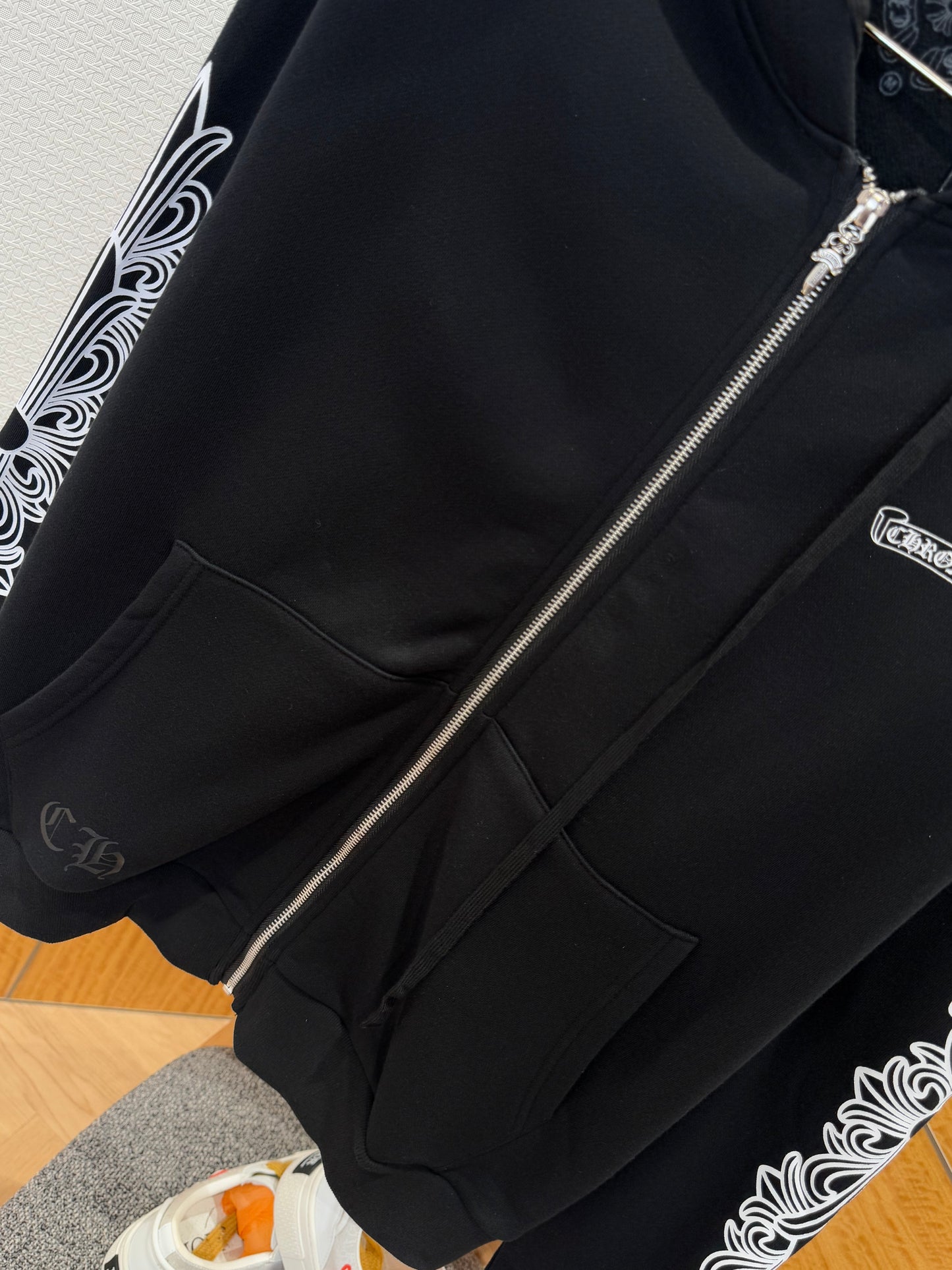 CHROME H ZIP HOODIE
