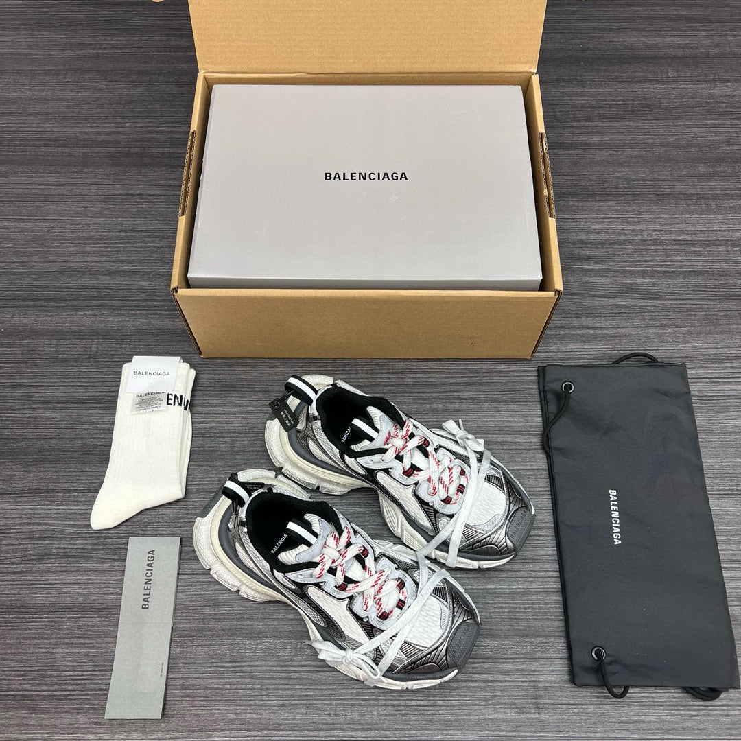 BAL 3XL TRAINERS