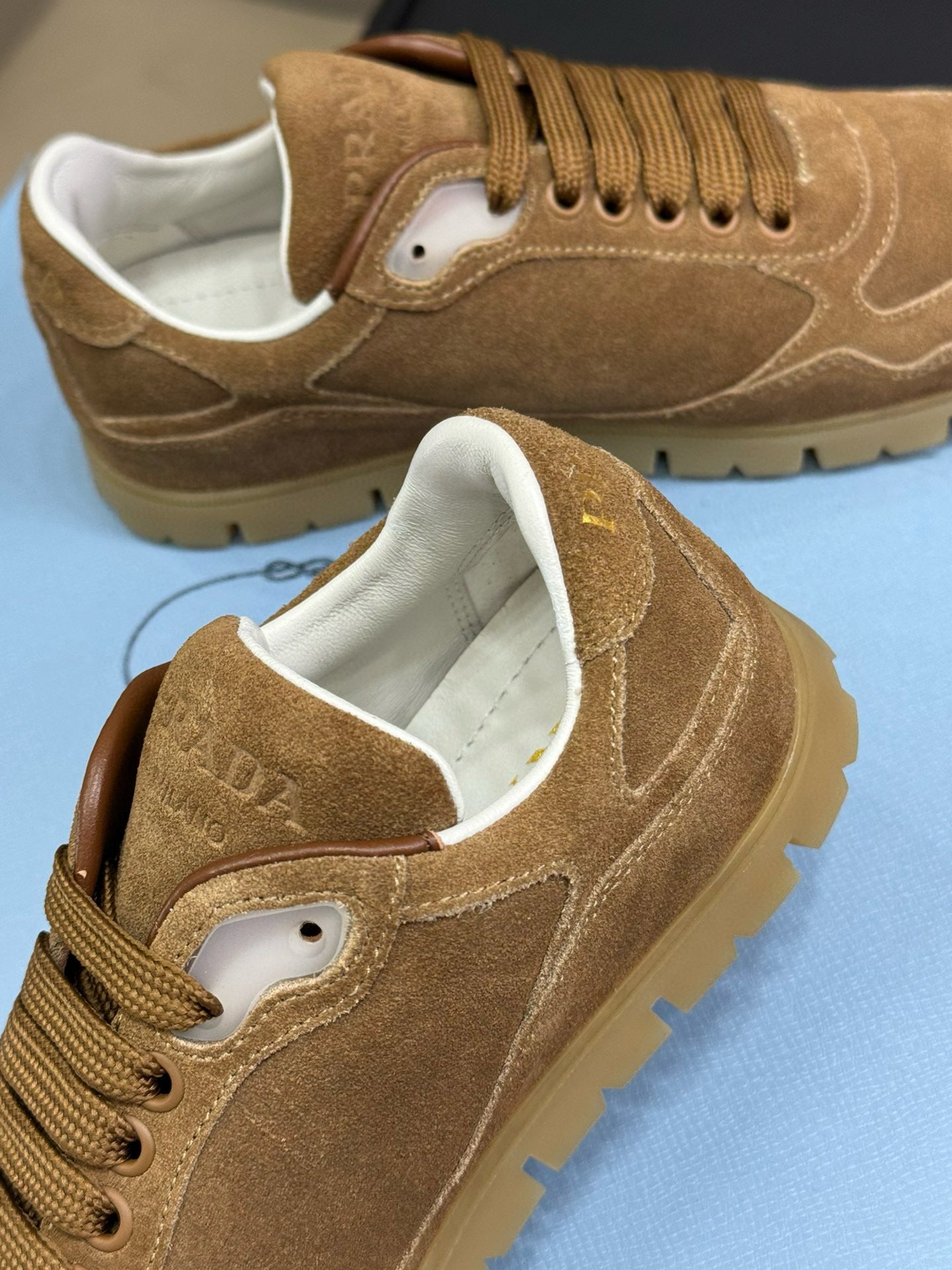 PD SNEAKER