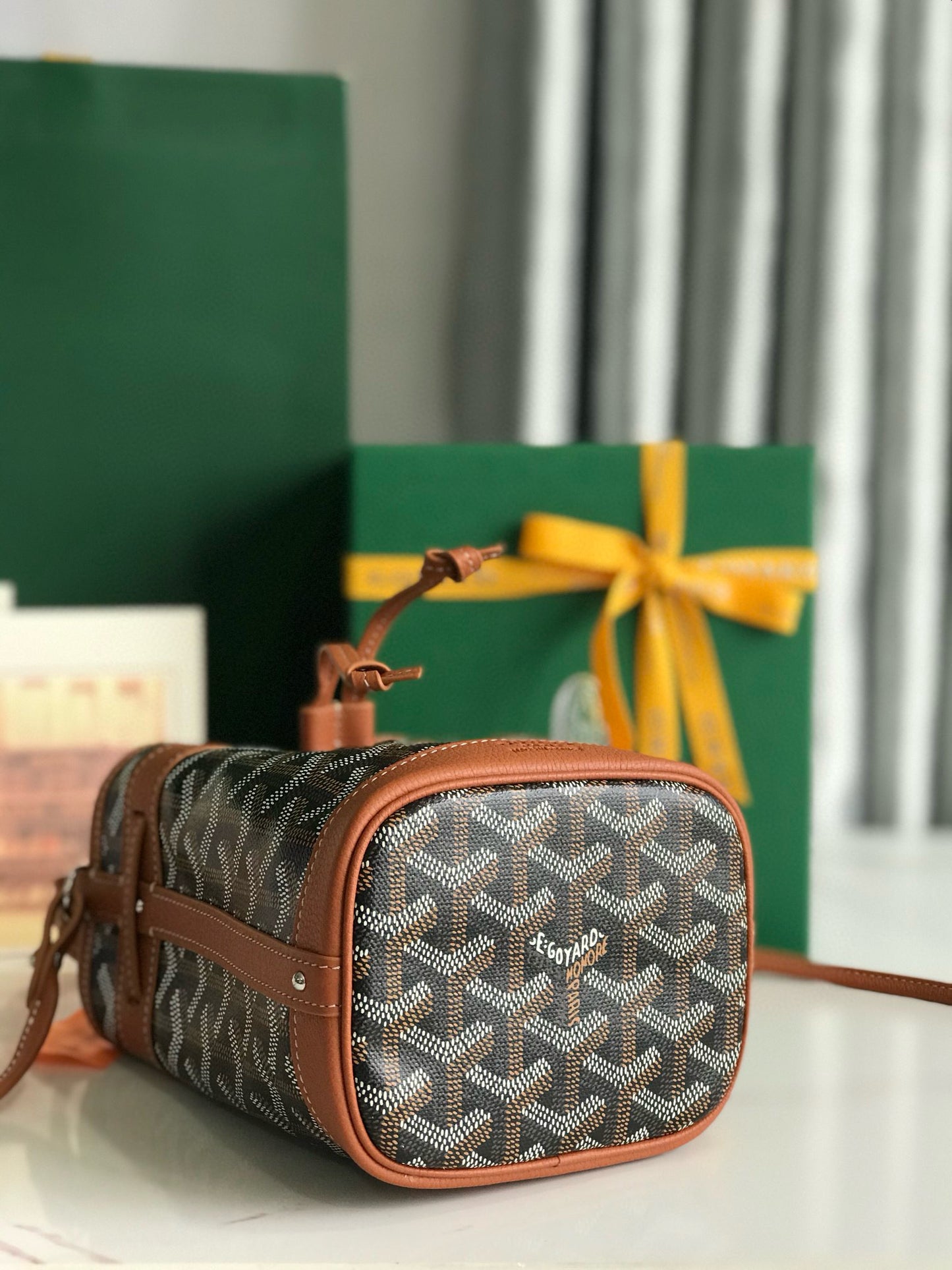 GOYA PETIT FLOT MINI BUCKET BAG
