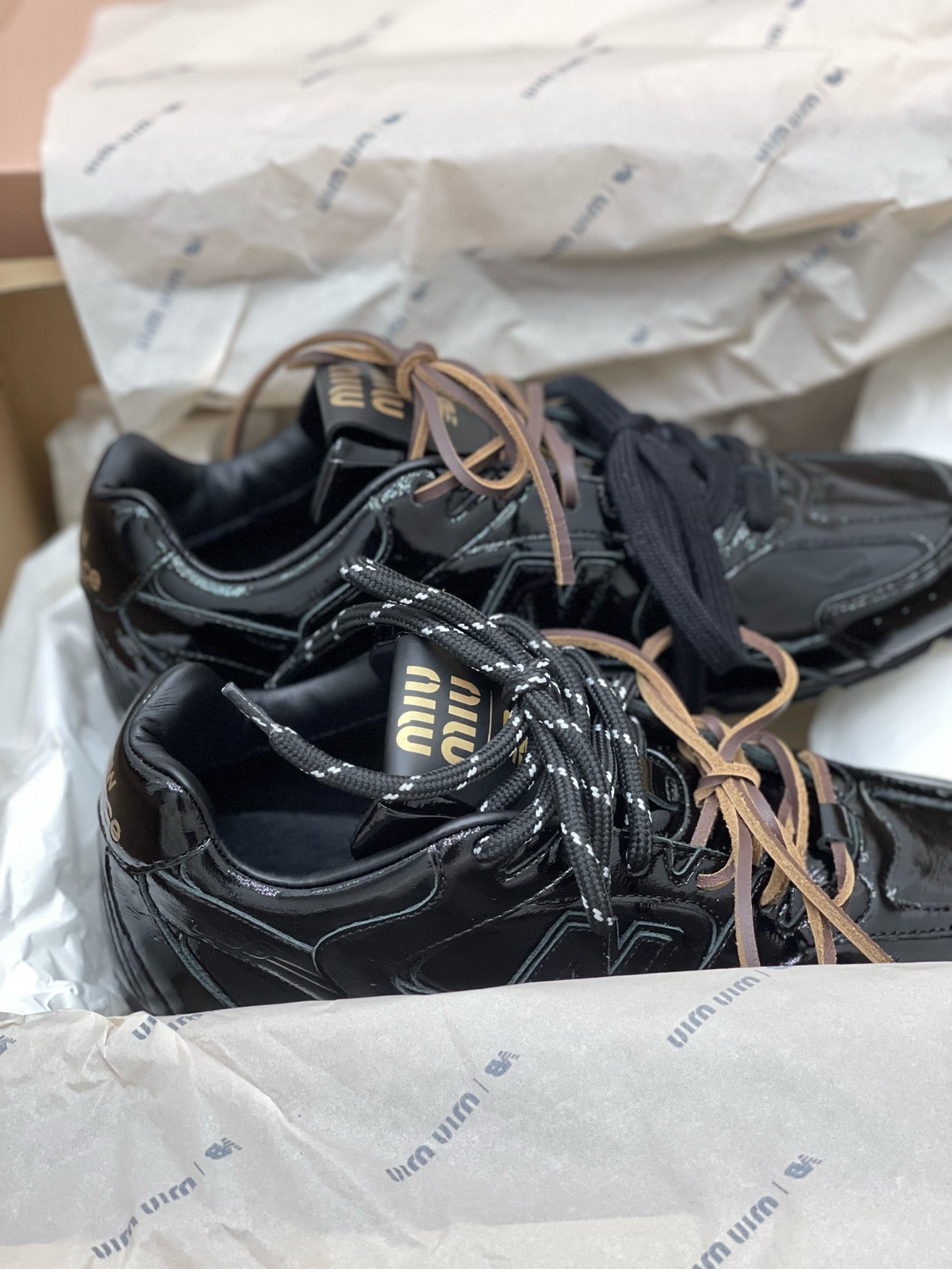 MIU M x NEW BALANCE TRAINERS