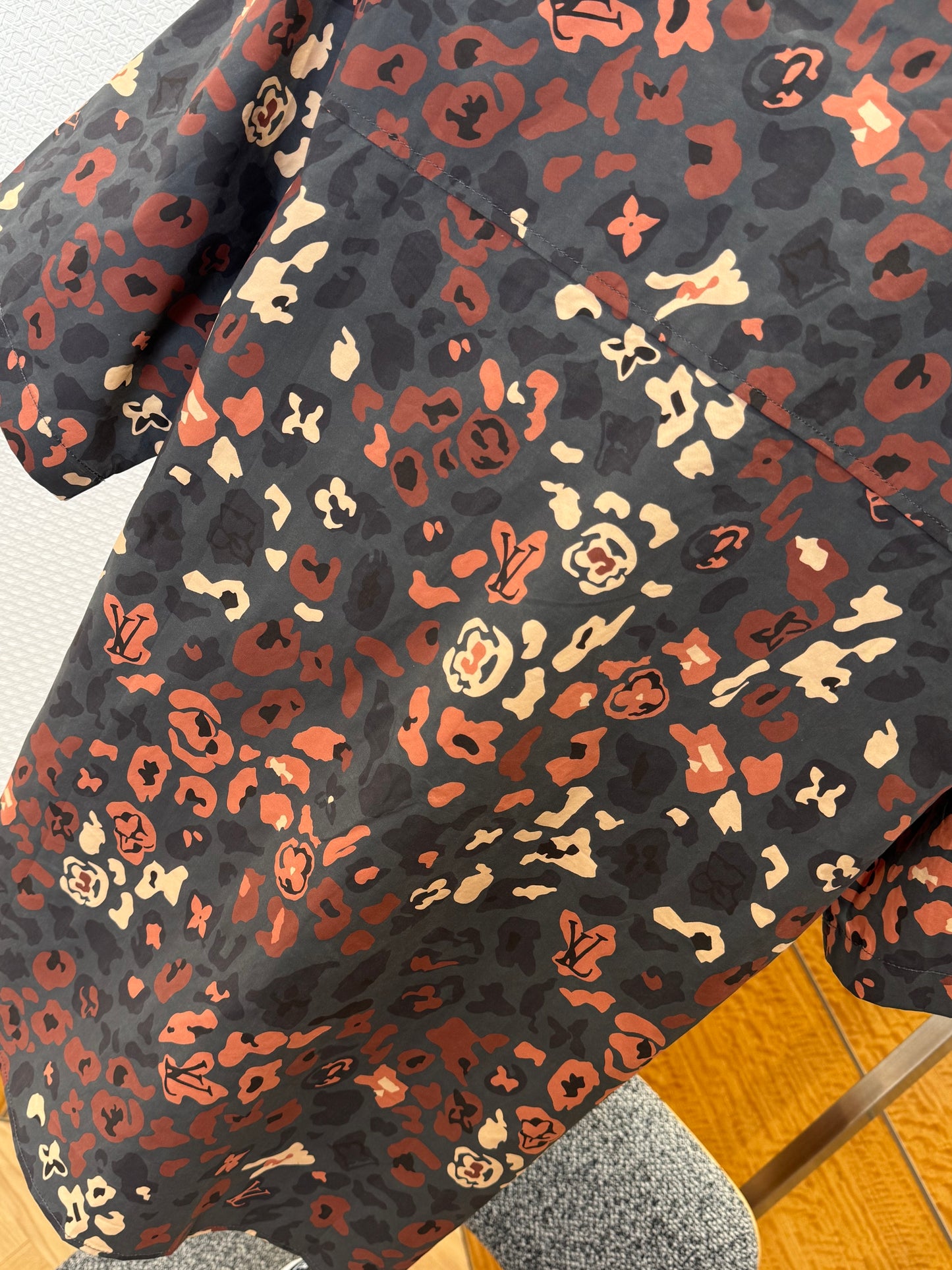 LOU SHIRT