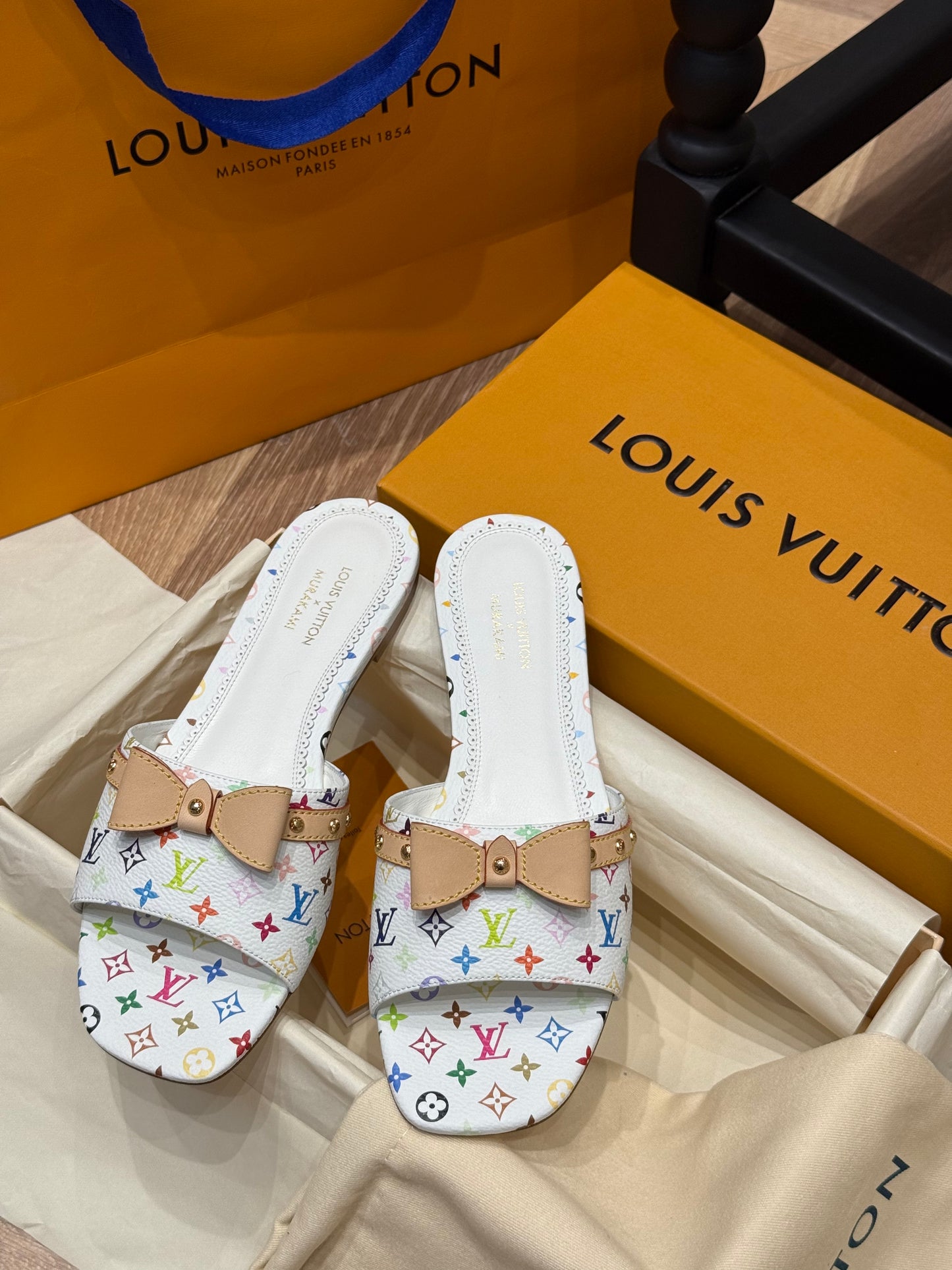 LOU MULES