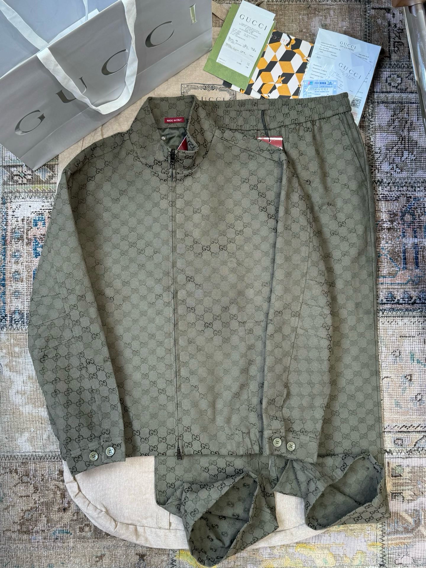 GG BOMBER JACKET