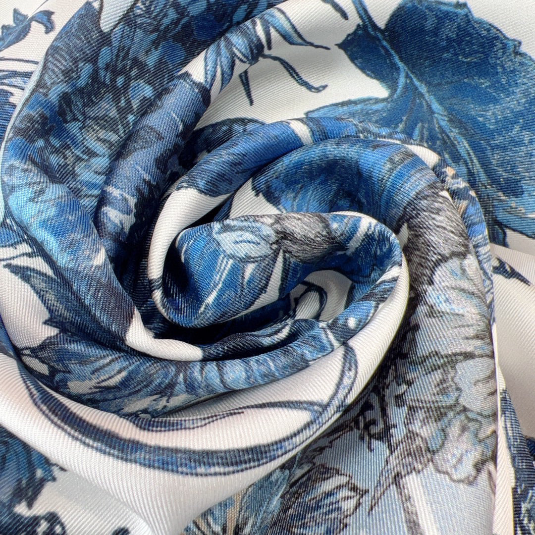 CD SCARVE