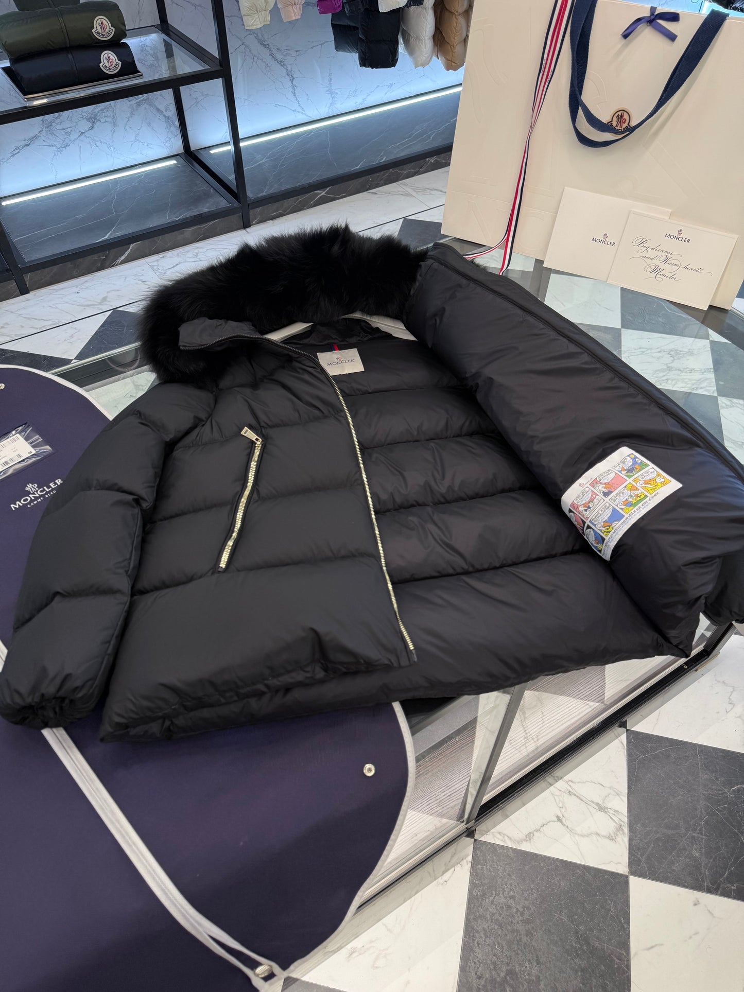 MONC LAICHEFUR JACKET