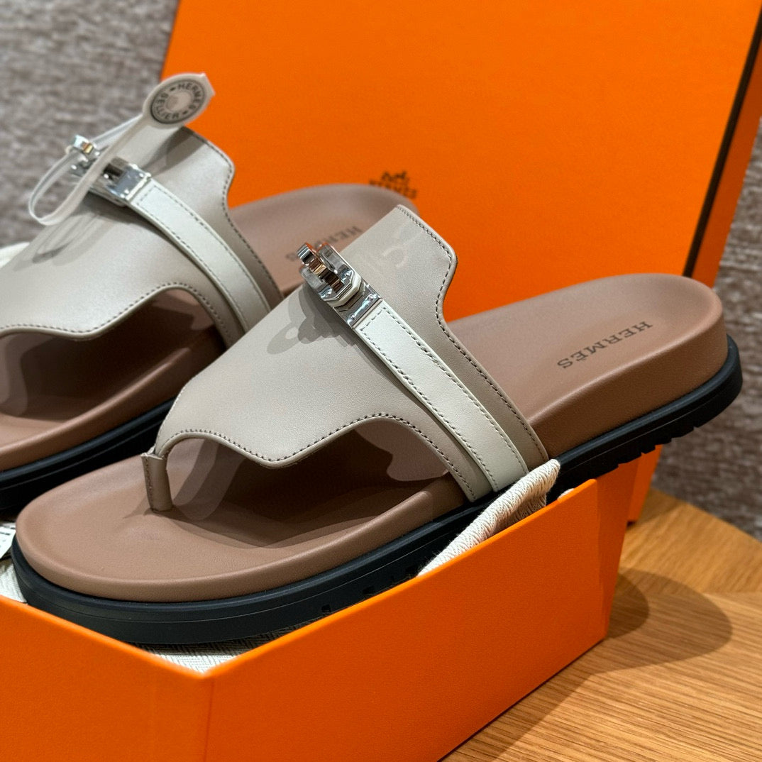 HERM EMPIRE SANDALS