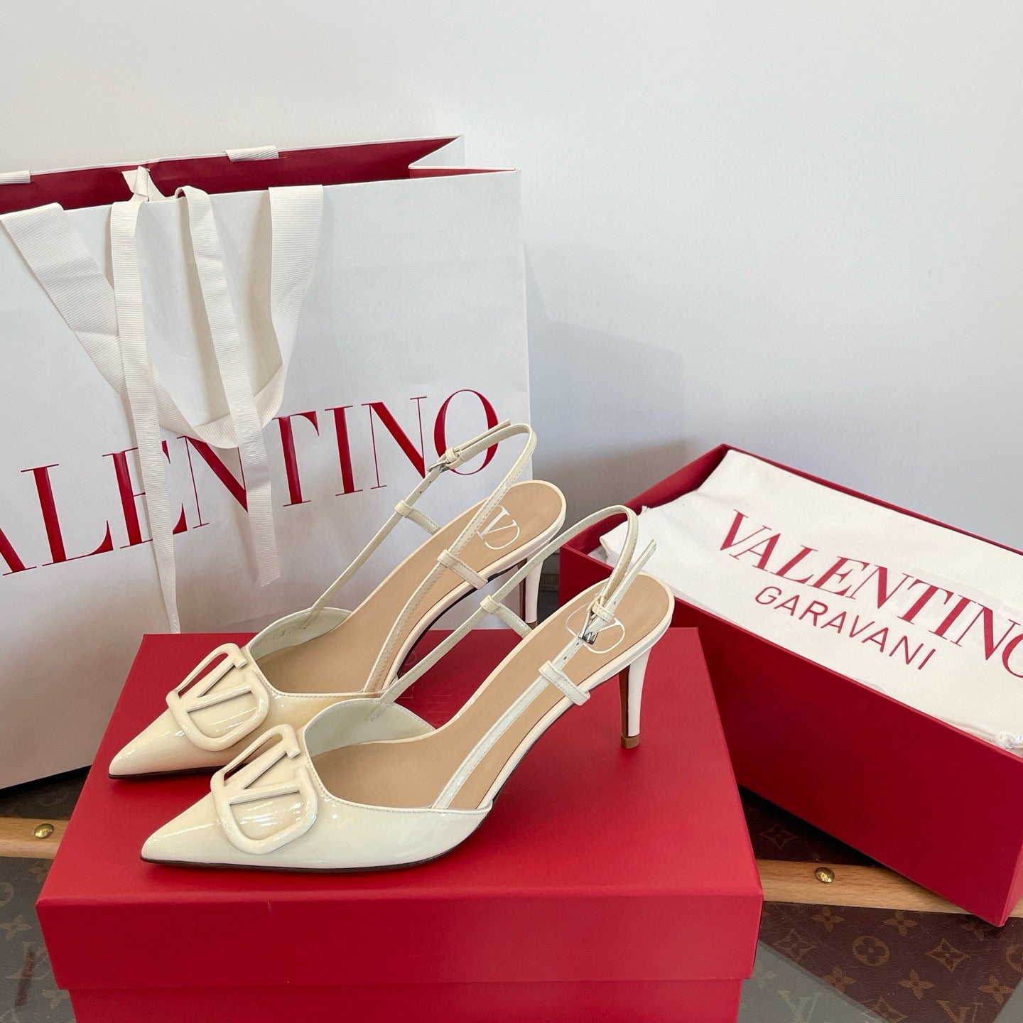 VAL HEELS